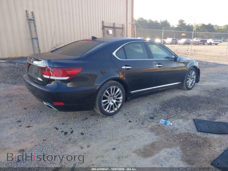 2015 Lexus LS 460 (VIN JTHBL5EFXF5136401) — фото 4 из 16