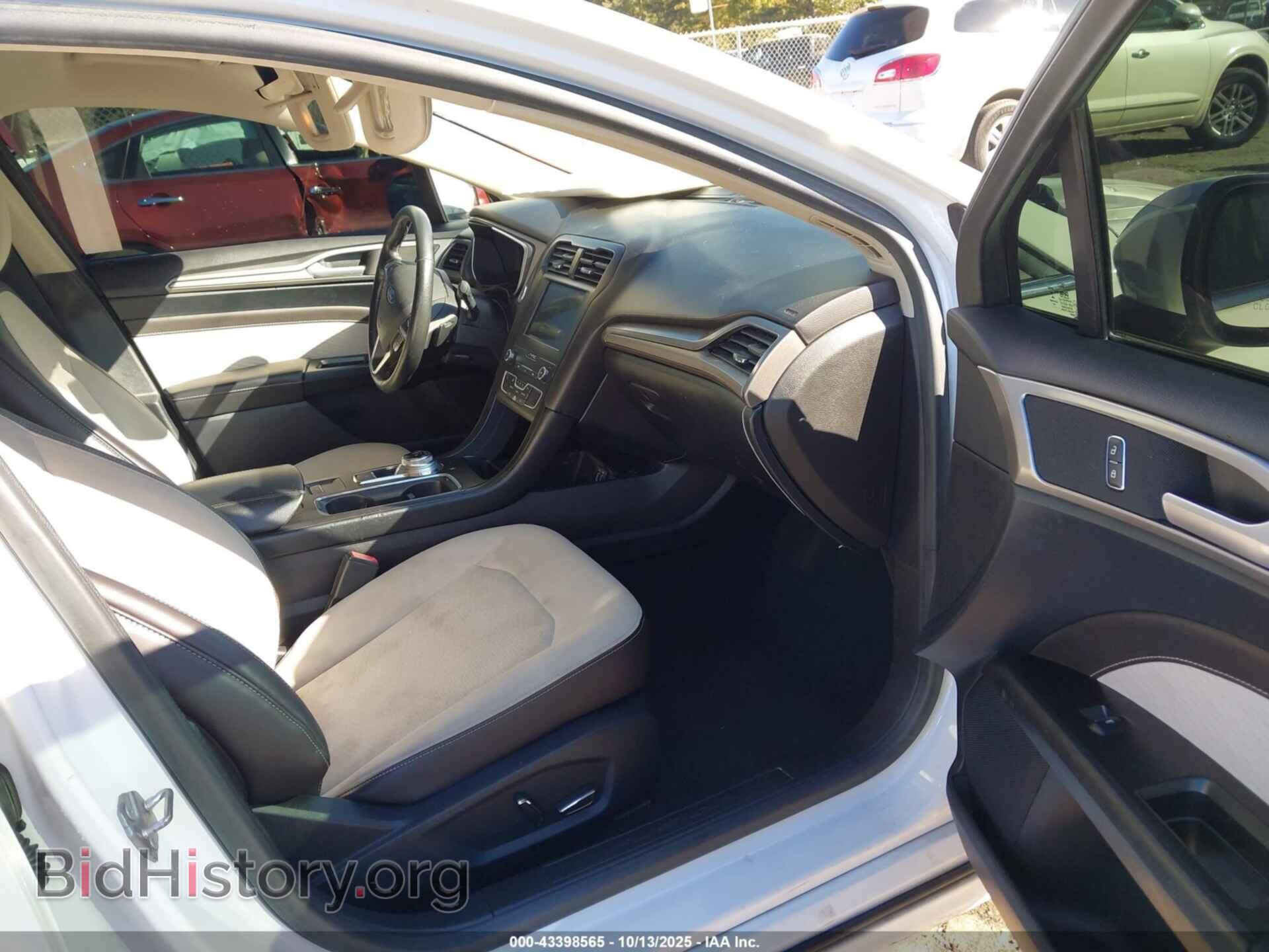 2019 FORD FUSION - VIN: 3FA6P0HD5KR194000 - Фото 5