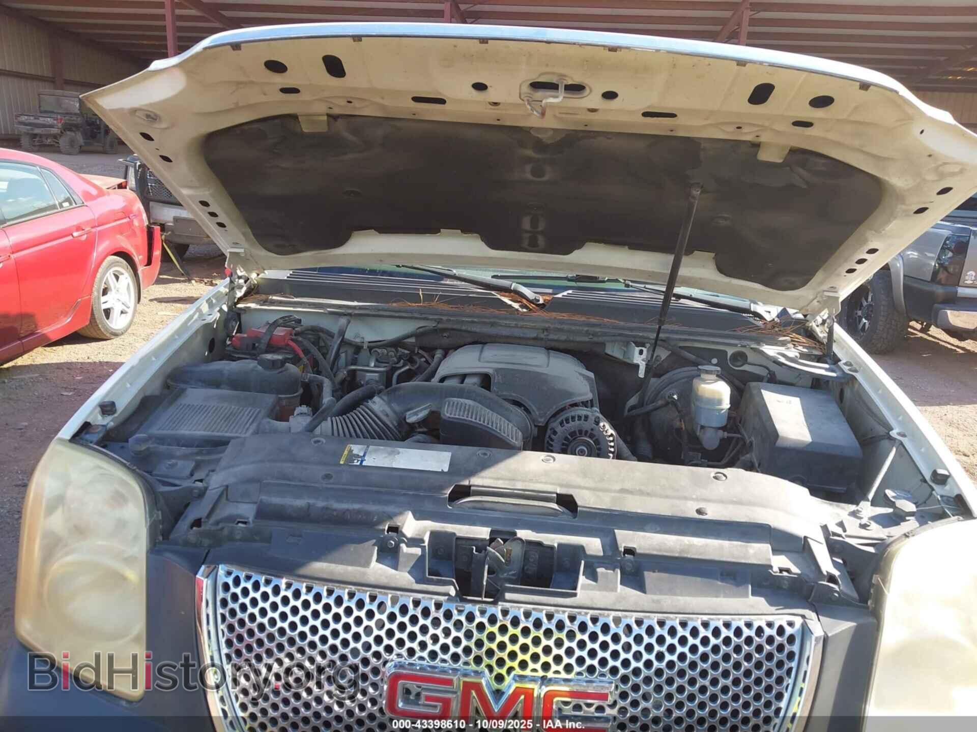 2011 GMC YUKON - VIN: 1GKS2EEF6BR125438 - Фото 10