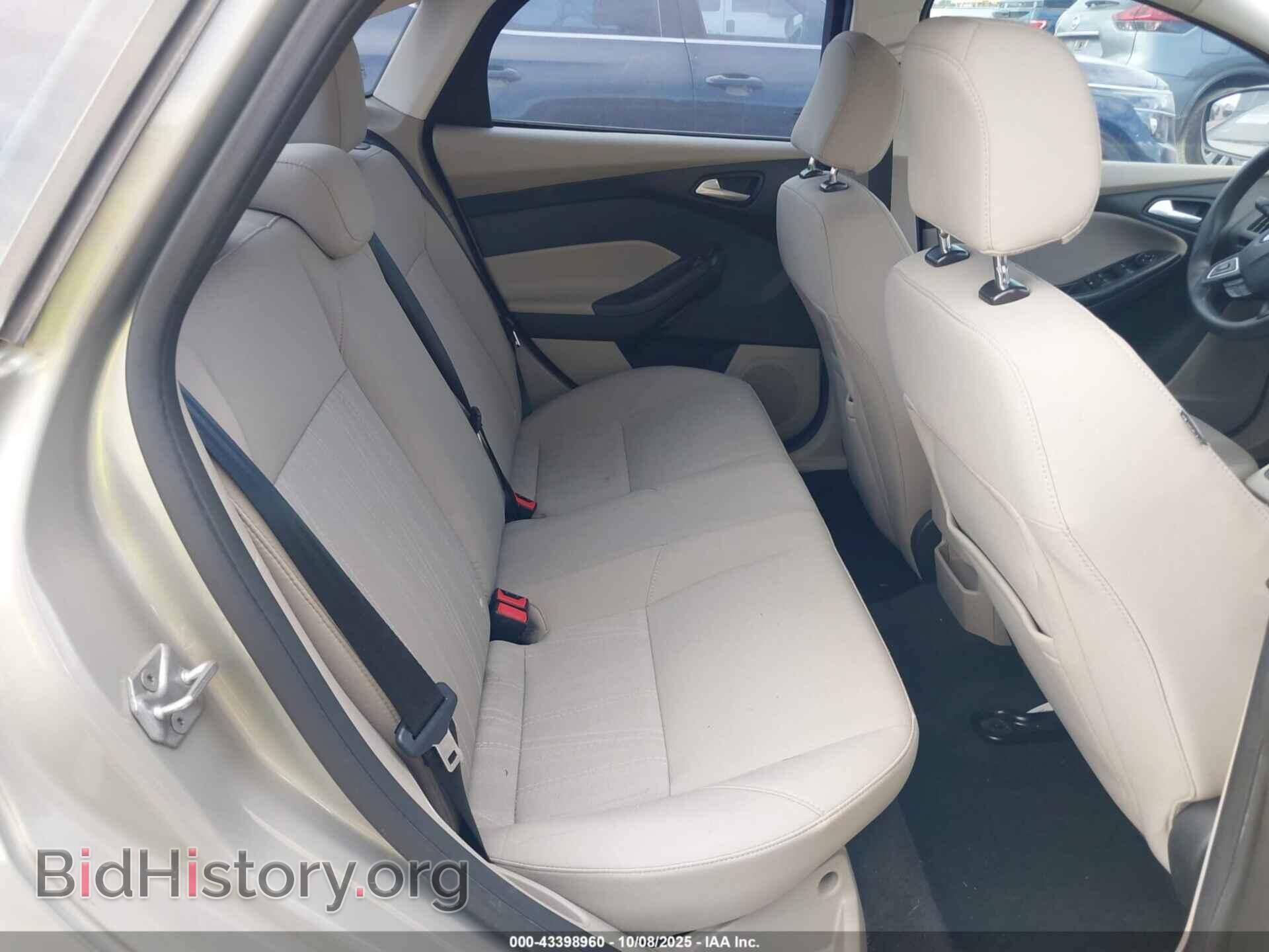 2016 FORD FOCUS - VIN: 1FADP3F25GL372309 - Фото 8