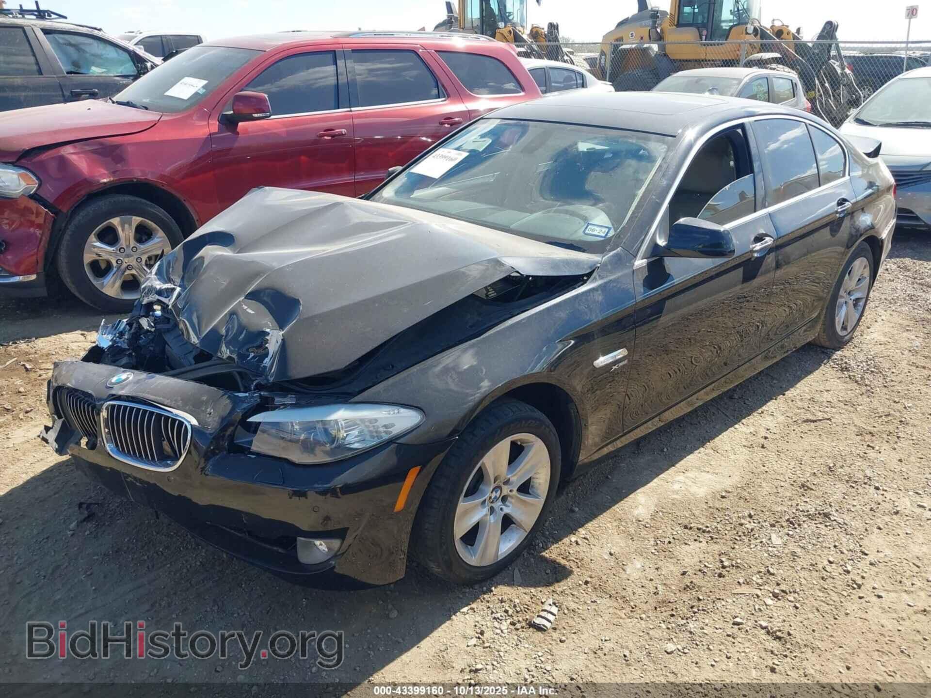 2012 BMW 528I - VIN: WBAXH5C59CDW02529 - Фото 2