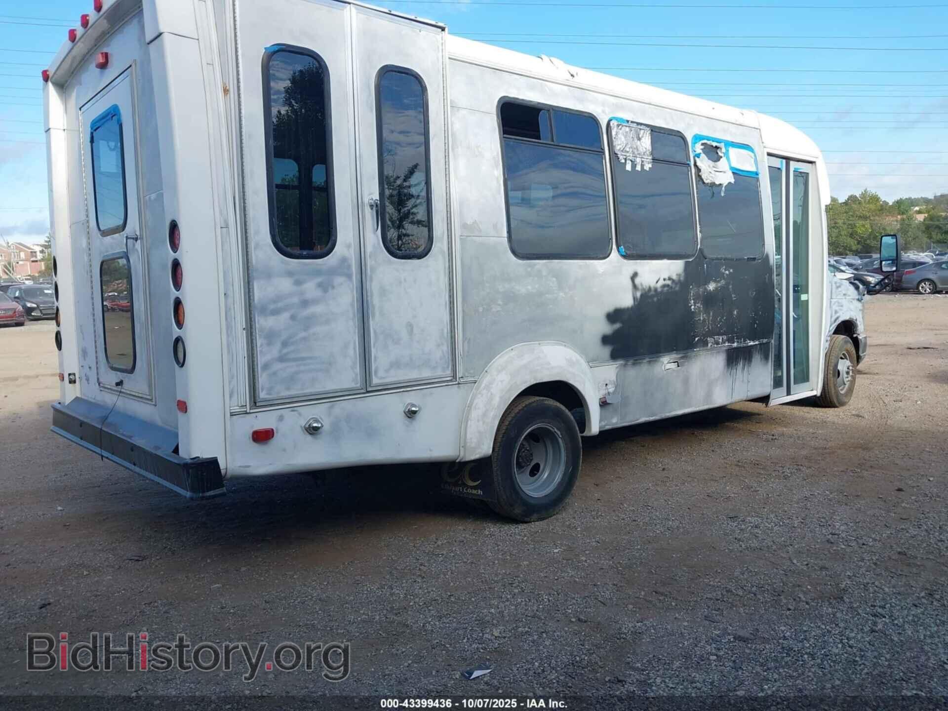 2011 FORD E-450 CUTAWAY - VIN: 1FDFE4FS3BDB10110 - Фото 4