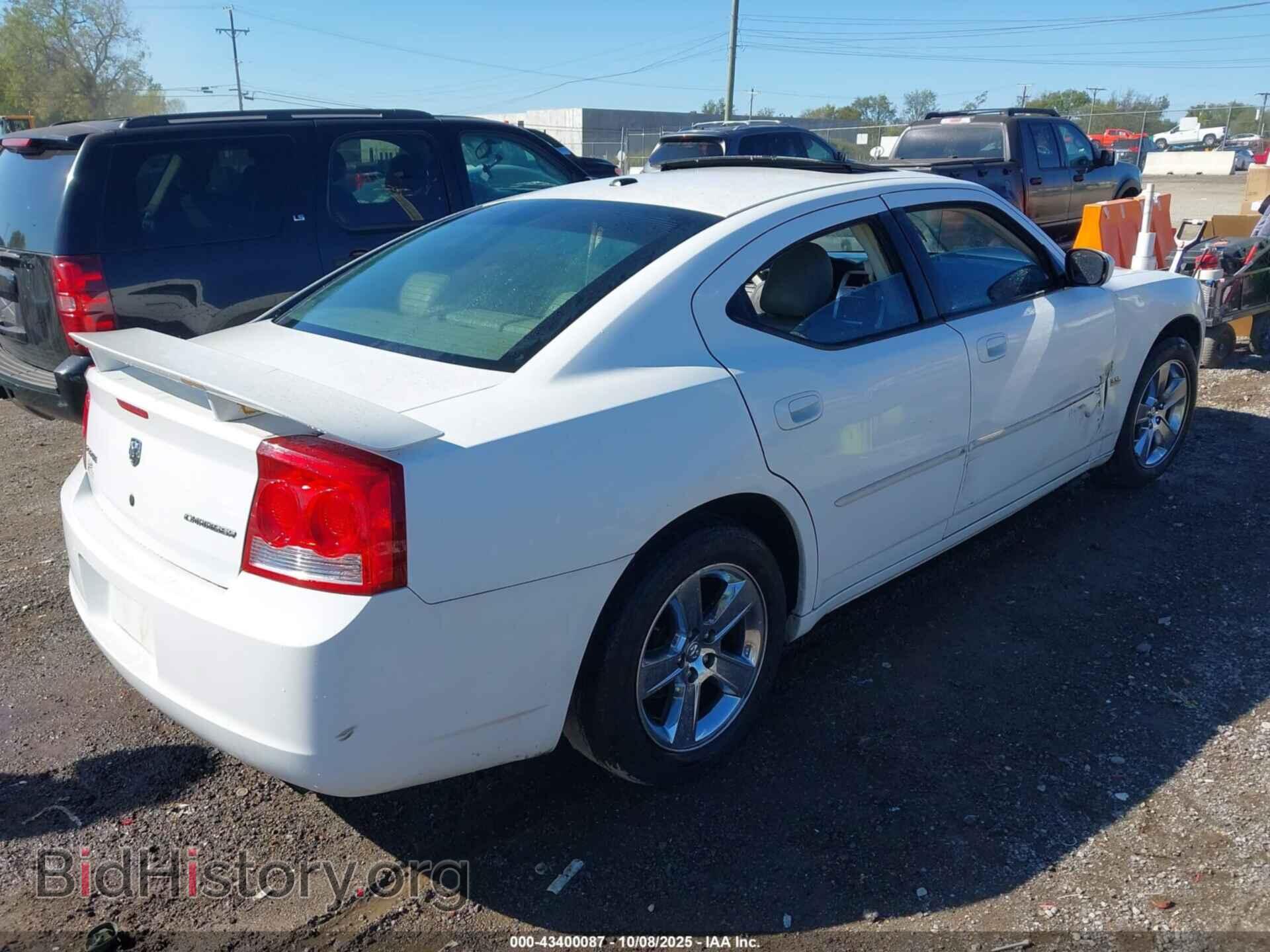 2010 DODGE CHARGER - VIN: 2B3CA9CV8AH292713 - Фото 4