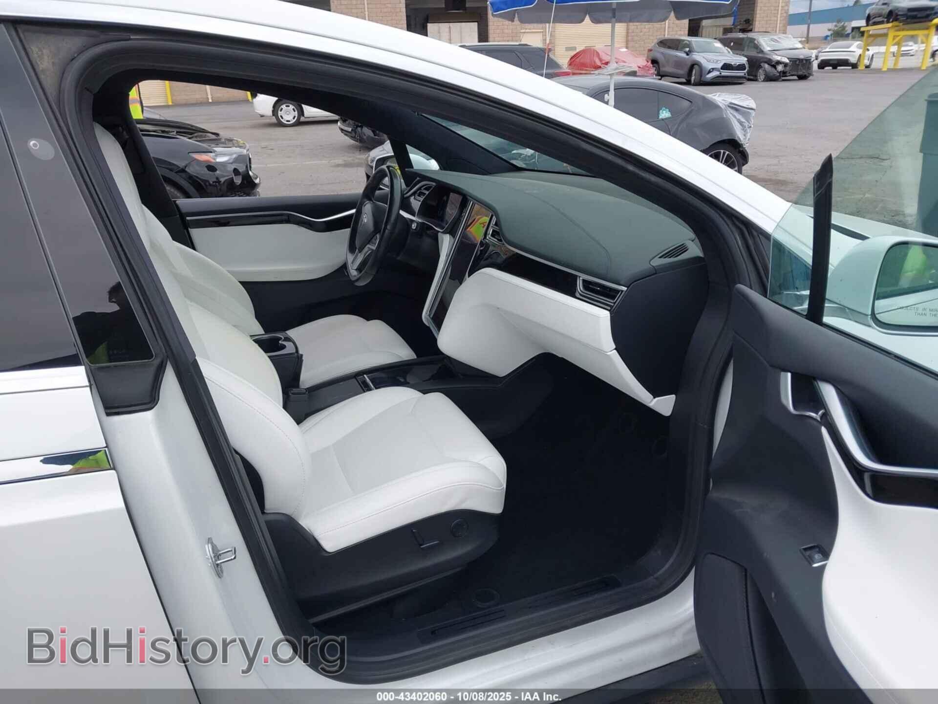 2017 TESLA MODEL X - VIN: 5YJXCBE22HF076523 - Photo 5