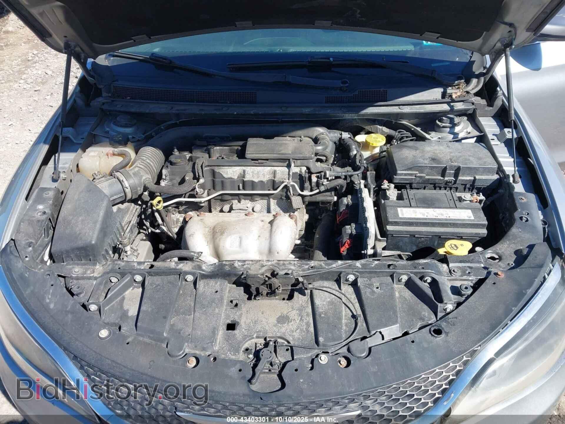 2015 CHRYSLER 200 - VIN: 1C3CCCAB3FN558902 - Фото 10