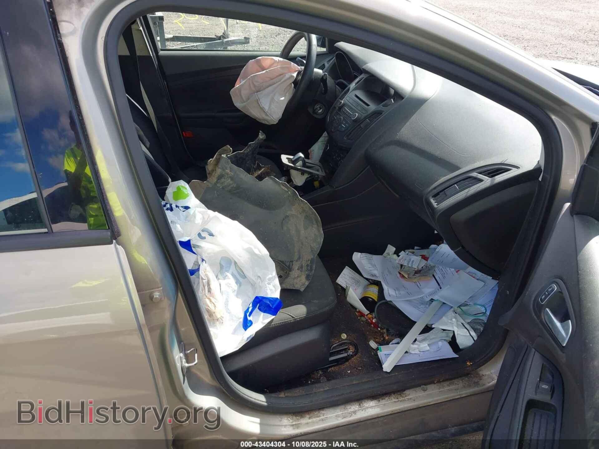 2016 FORD FOCUS - VIN: 1FADP3F24GL335963 - Photo 5