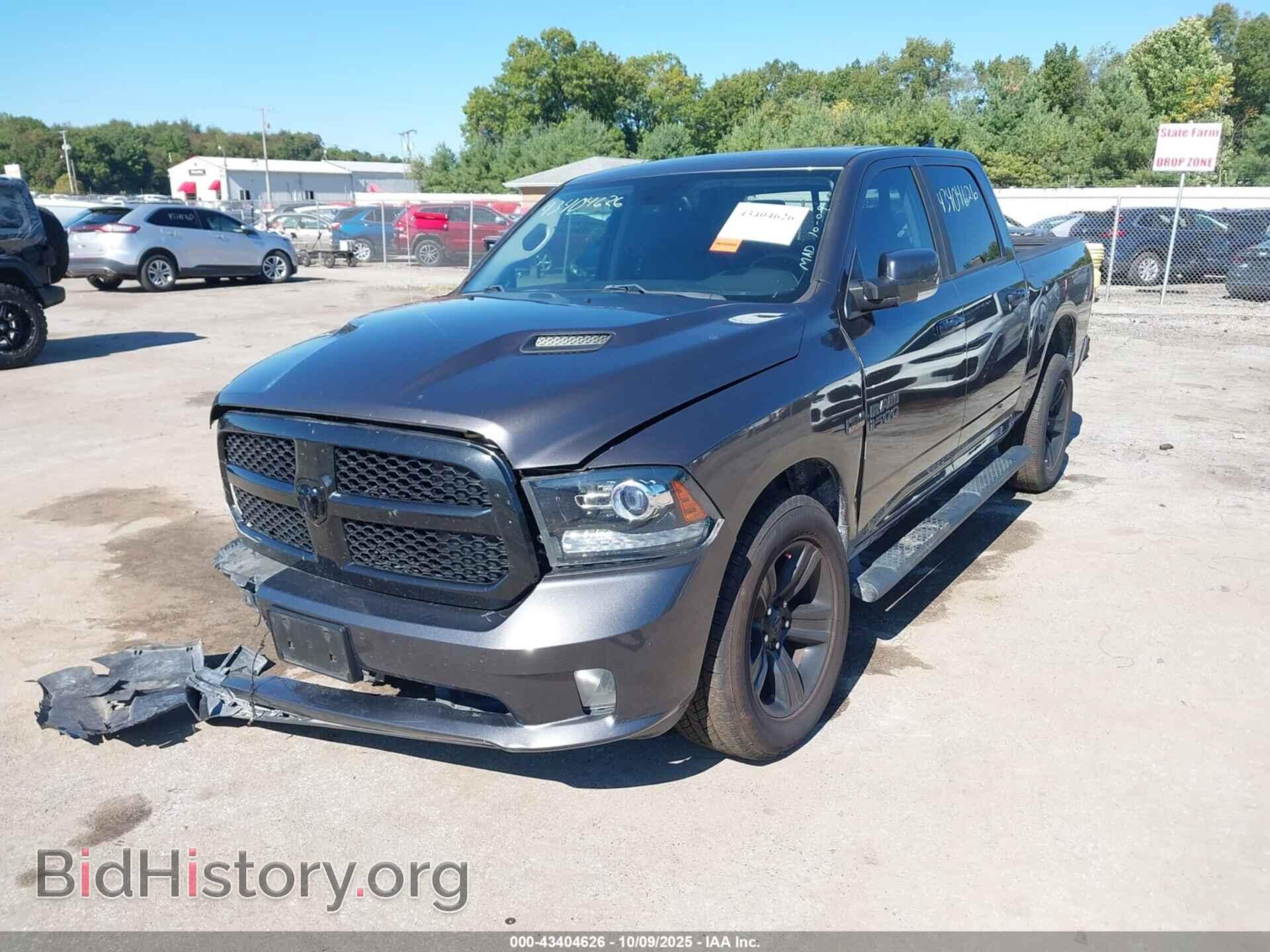2018 RAM 1500 - VIN: 1C6RR7MTXJS169708 - Photo 2