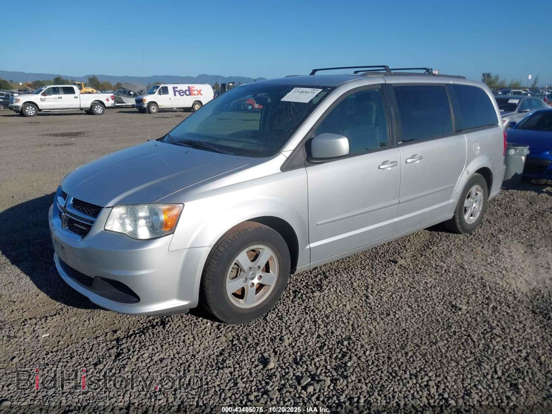 2011 DODGE GRAND CARAVAN - VIN: 2D4RN3DG2BR637100 - Фото 2