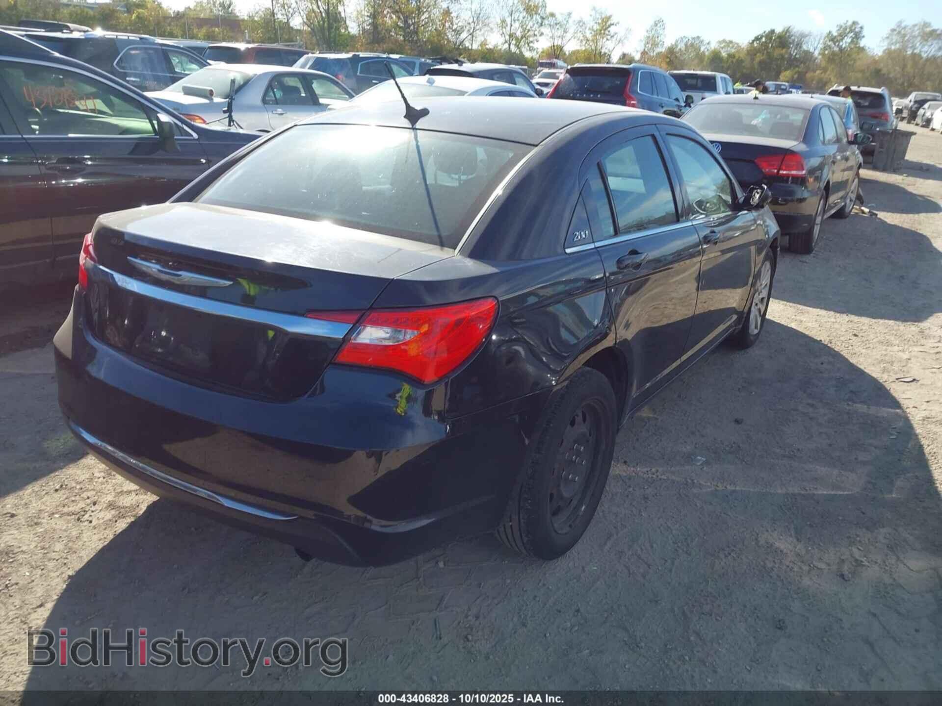 2014 CHRYSLER 200 - VIN: 1C3CCBAB0EN194740 - Photo 4