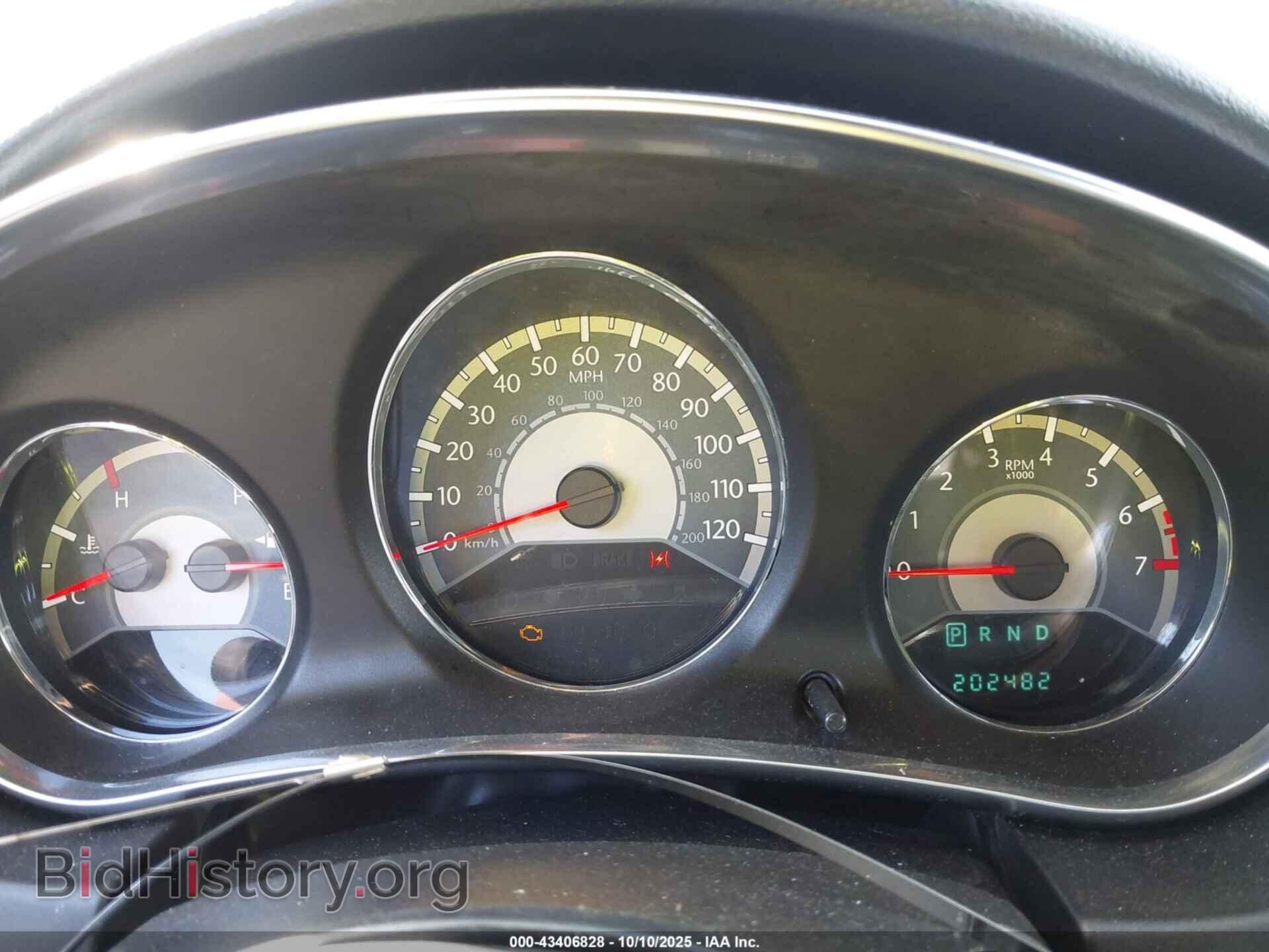 2014 CHRYSLER 200 - VIN: 1C3CCBAB0EN194740 - Photo 7
