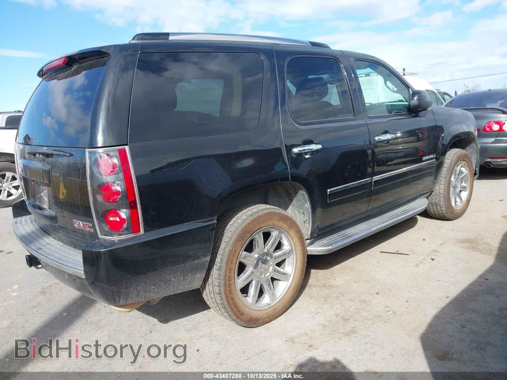 2013 GMC YUKON - VIN: 1GKS2EEF1DR353673 - Photo 4