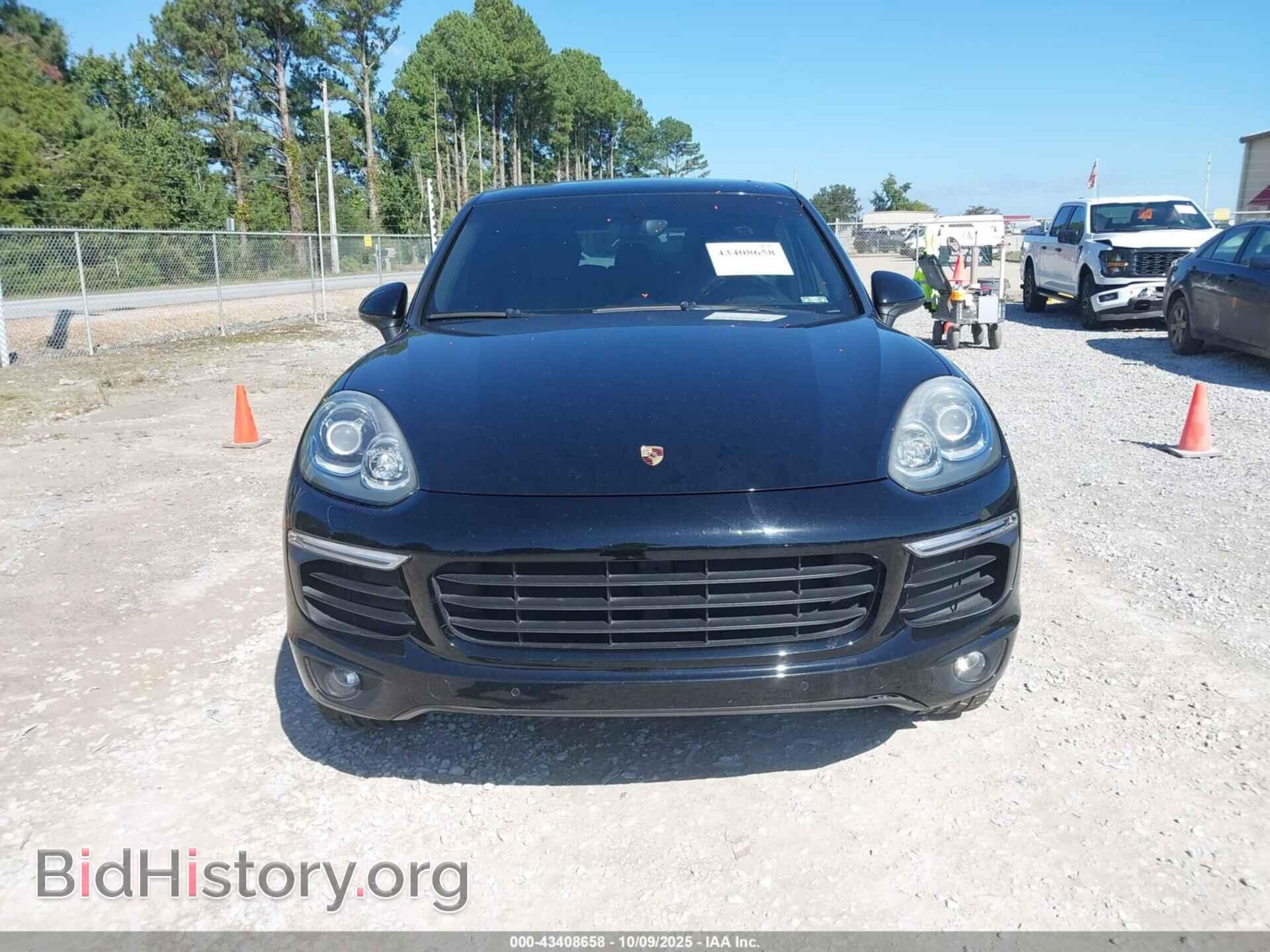 2017 PORSCHE CAYENNE - VIN: WP1AA2A24HKA82438 - Фото 12