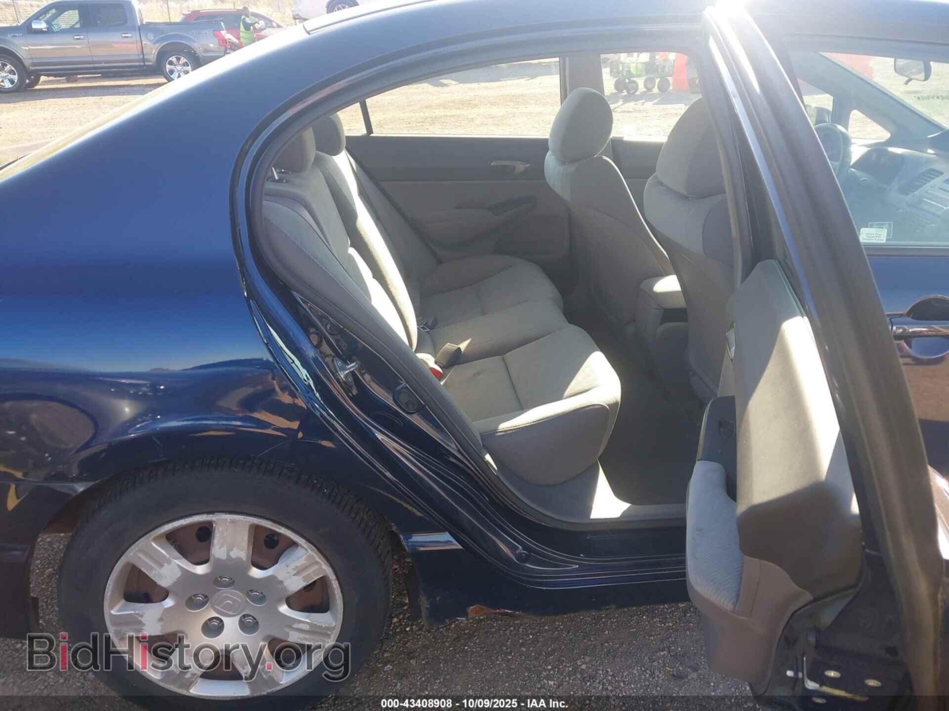2011 HONDA CIVIC - VIN: 19XFA1F55BE009142 - Фото 8