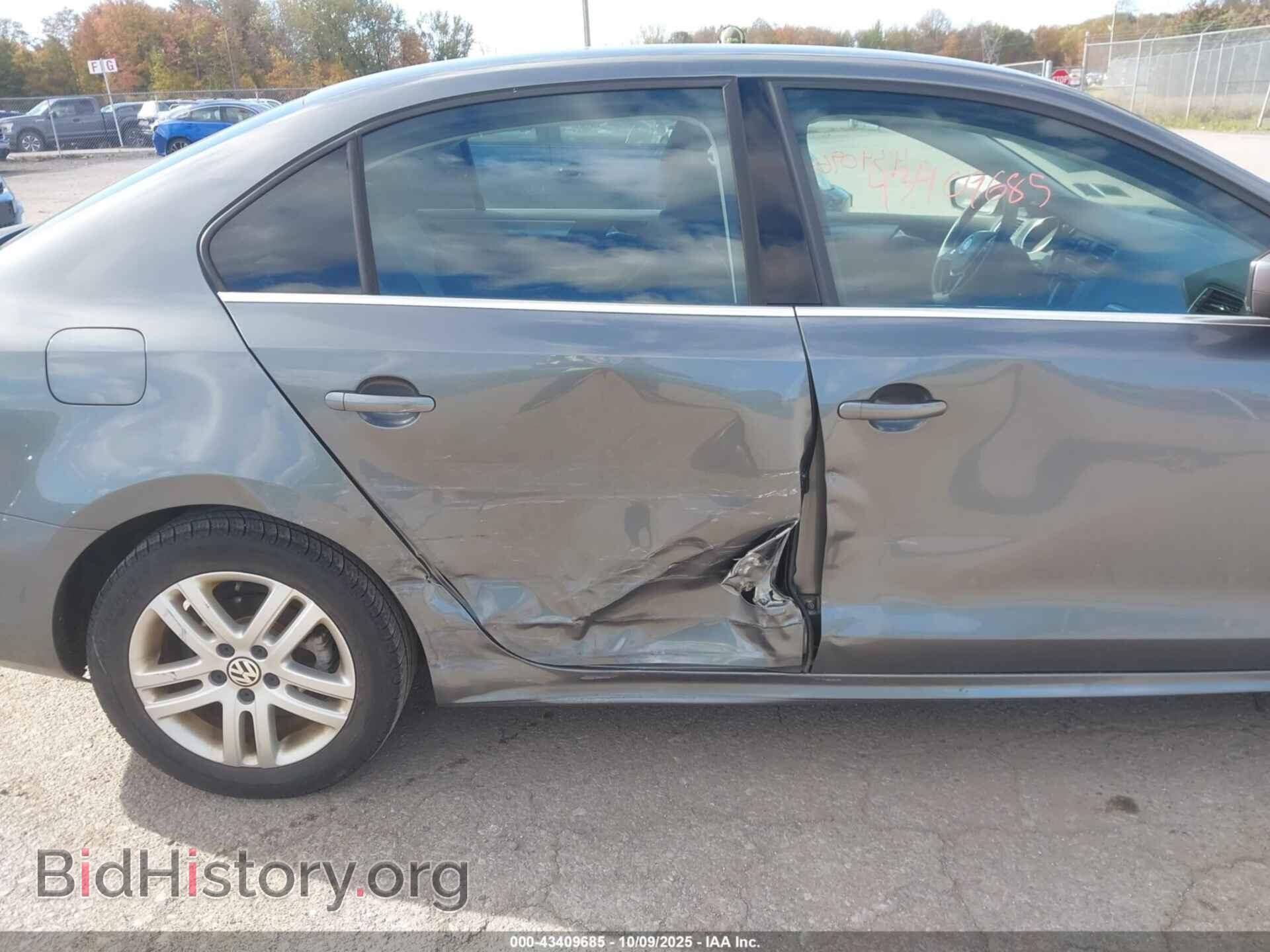 2017 VOLKSWAGEN JETTA - VIN: 3VW2B7AJ3HM367371 - Фото 6