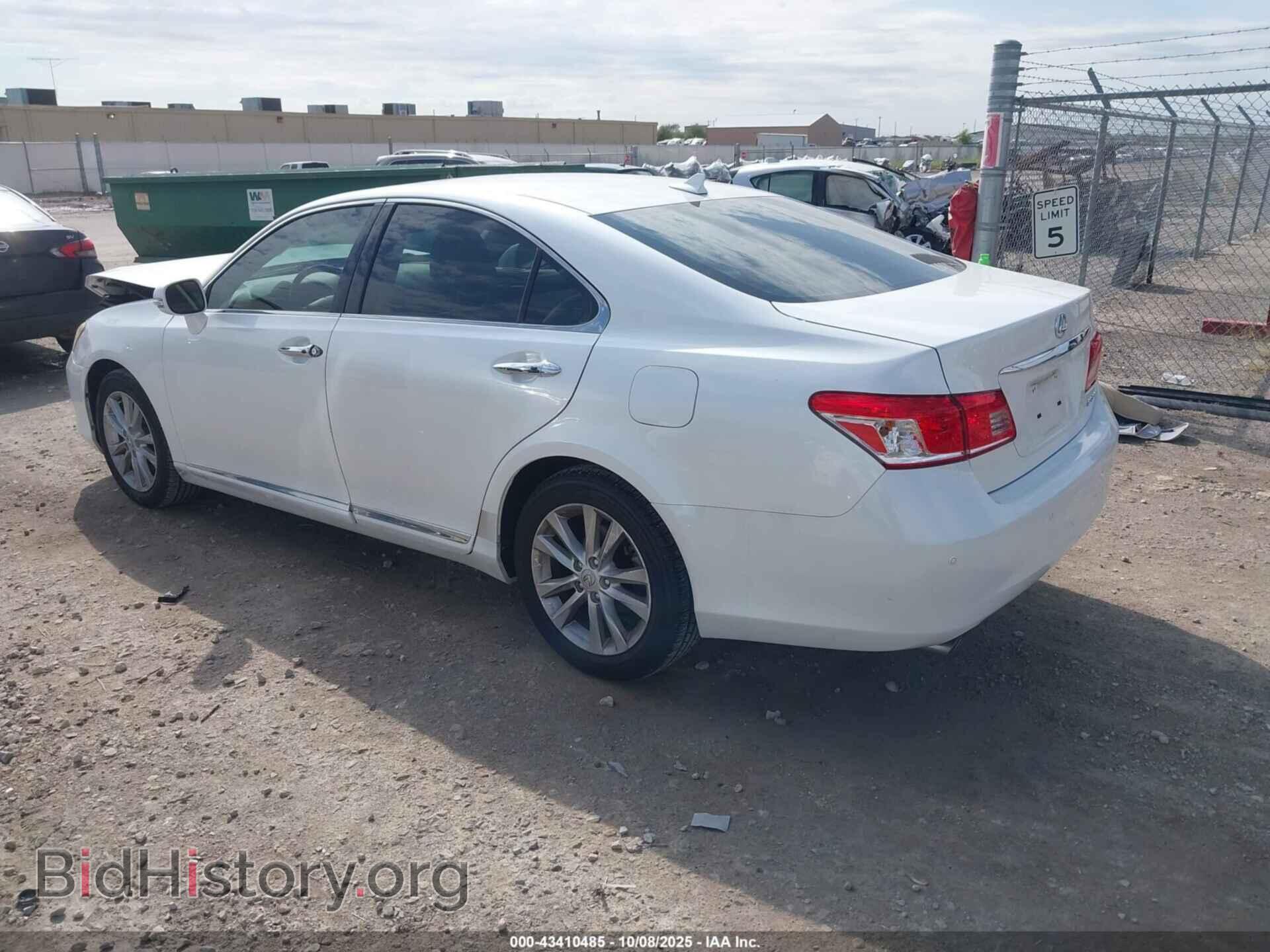 2011 LEXUS ES 350 - VIN: JTHBK1EG2B2425353 - Photo 3