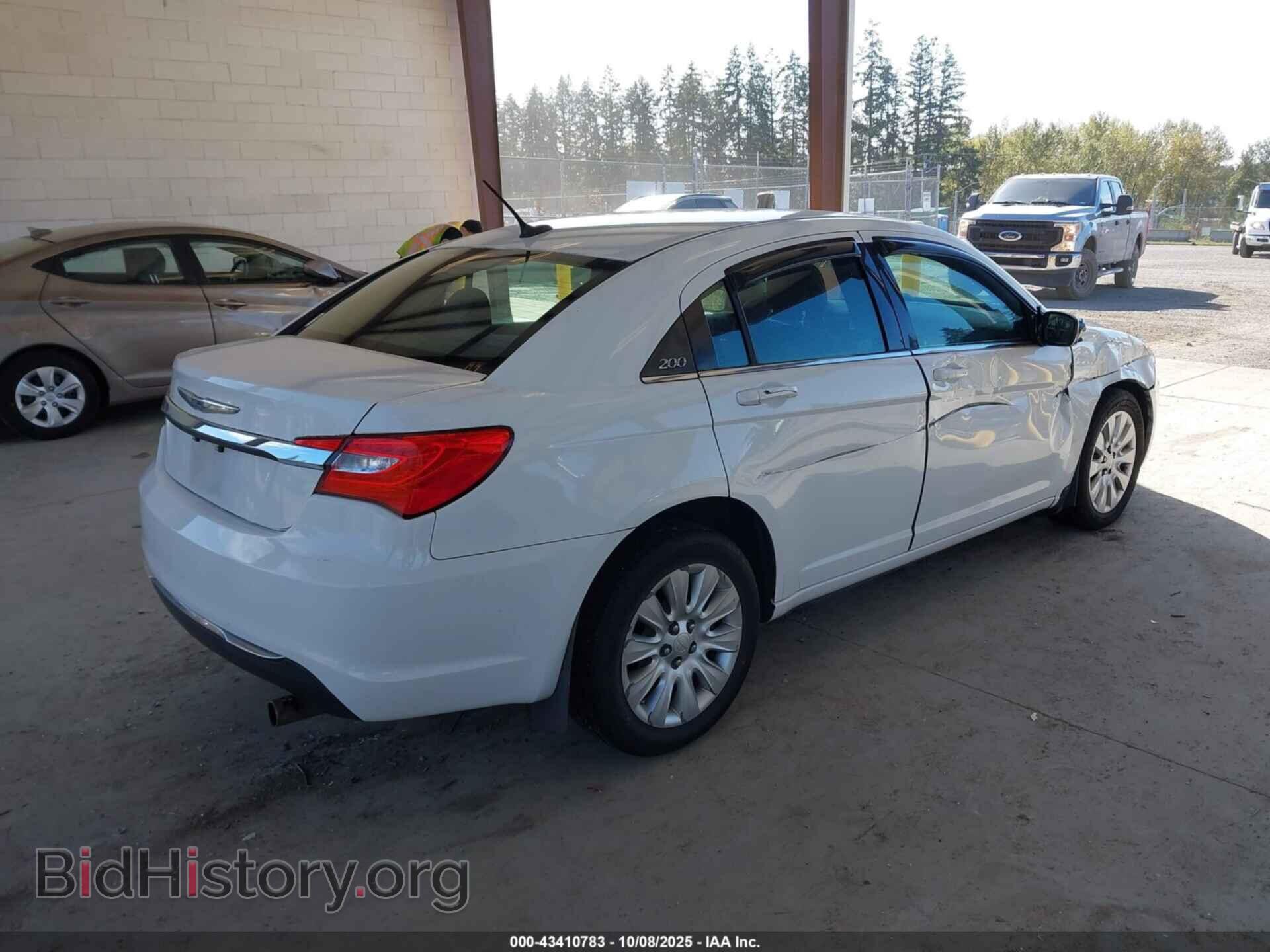 2013 CHRYSLER 200 - VIN: 1C3CCBAB5DN735330 - Фото 4
