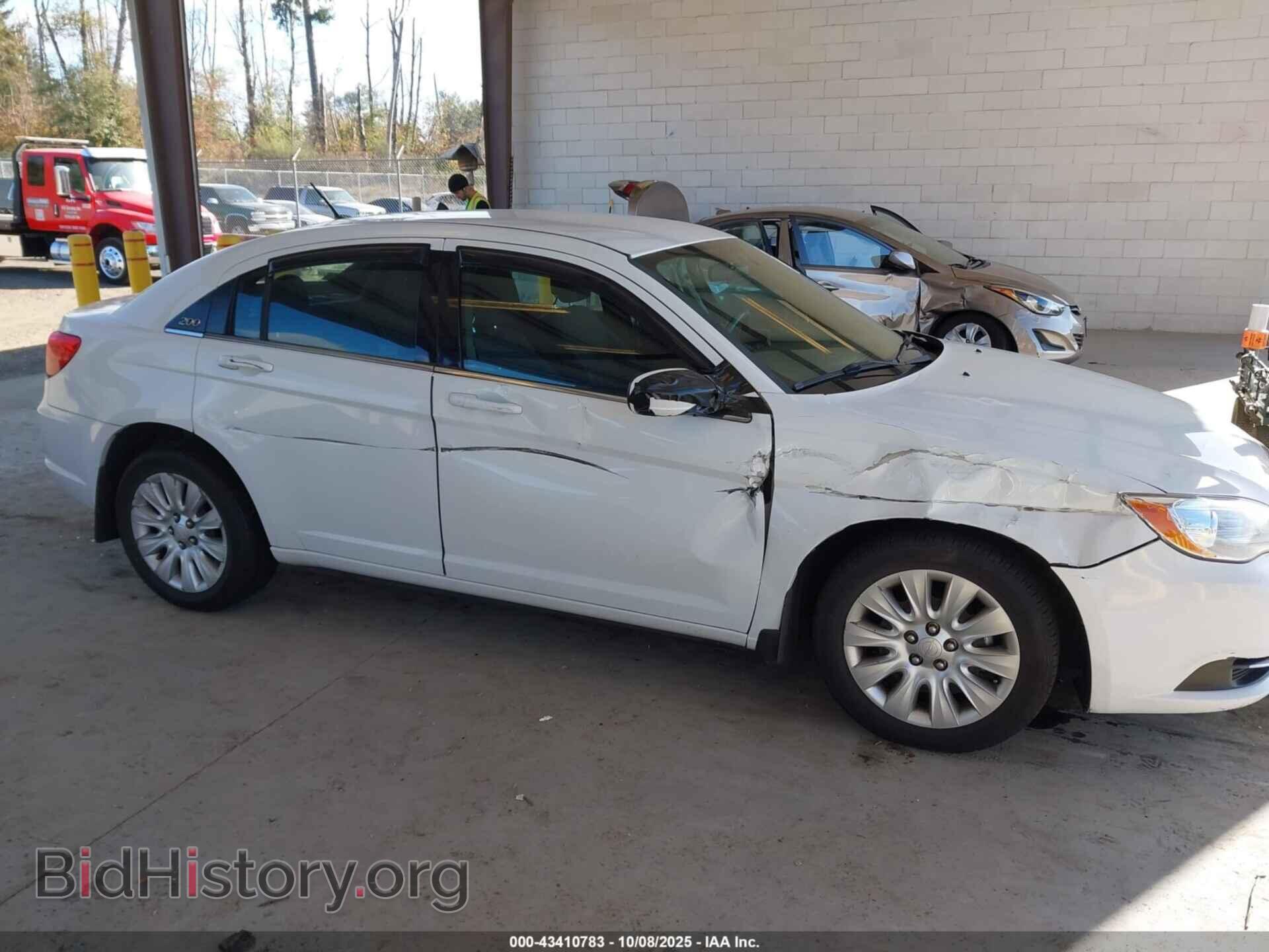 2013 CHRYSLER 200 - VIN: 1C3CCBAB5DN735330 - Фото 6
