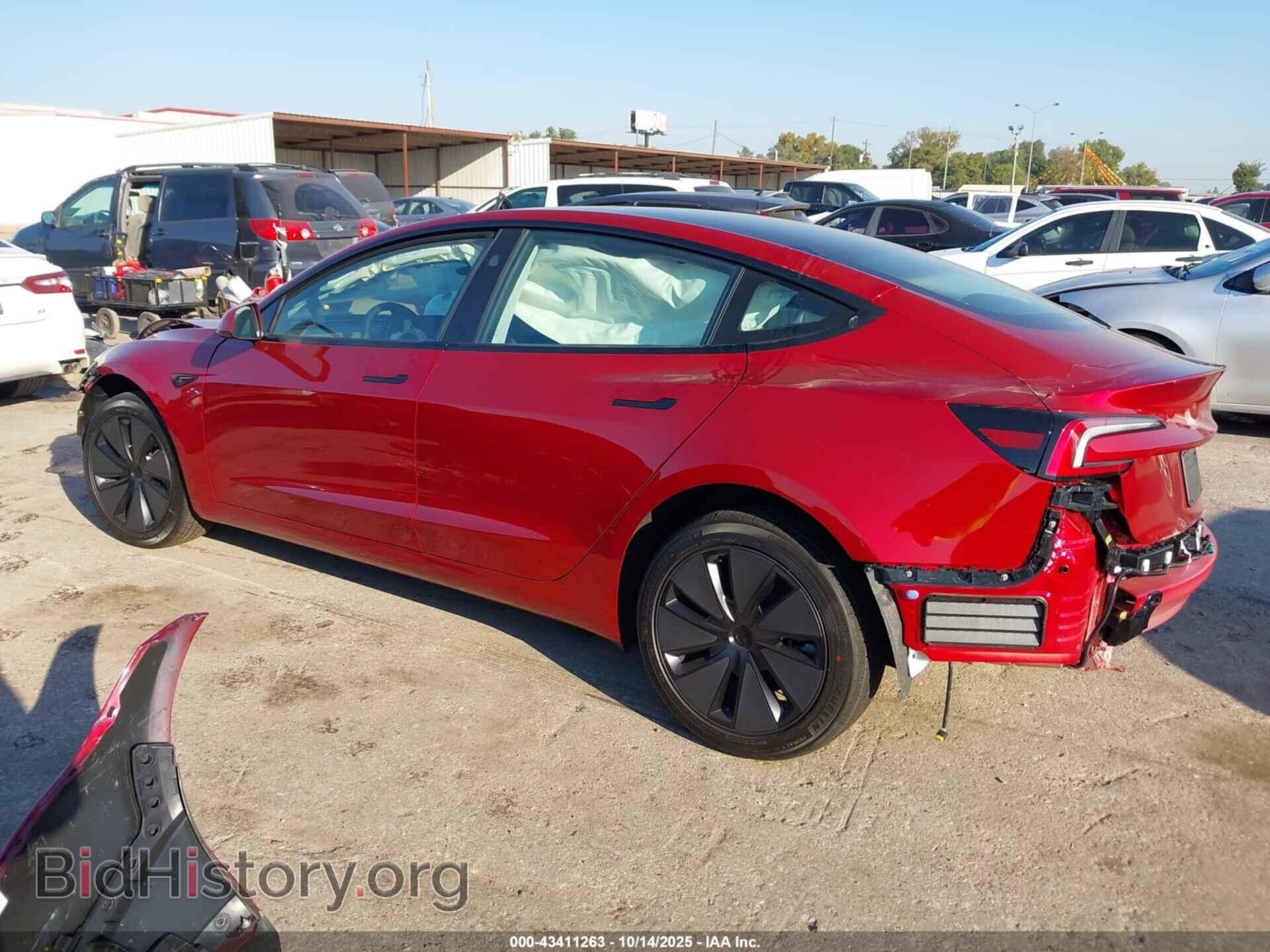 2025 TESLA MODEL 3 - VIN: 5YJ3E1EA7SF077975 - Фото 3