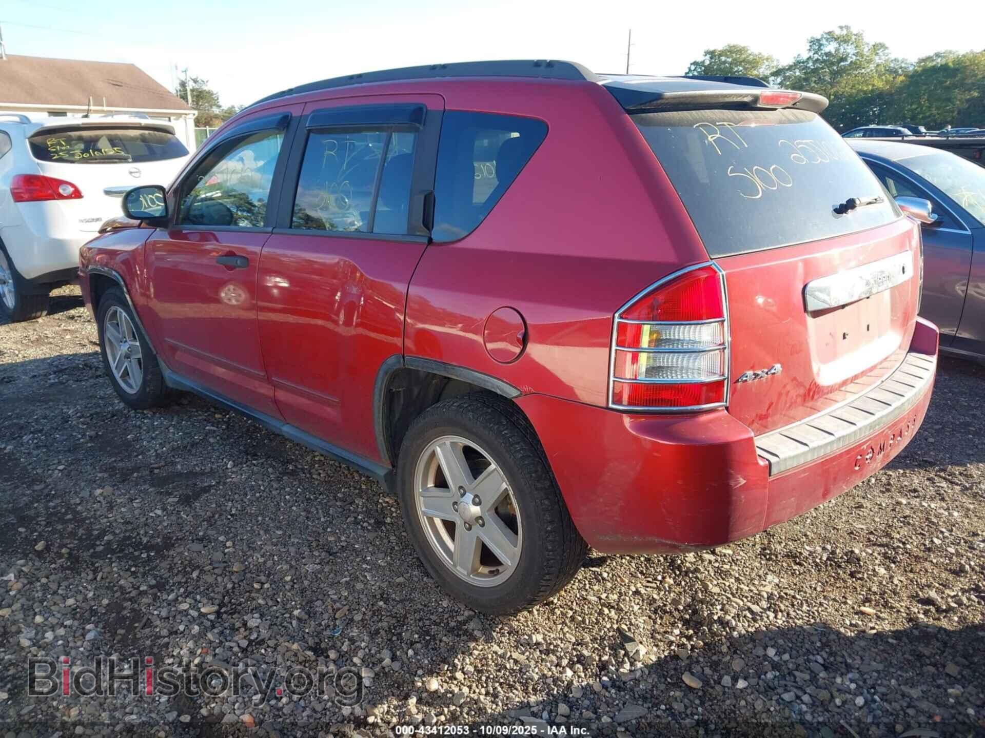 2010 JEEP COMPASS - VIN: 1J4NF1FB6AD640804 - Фото 3