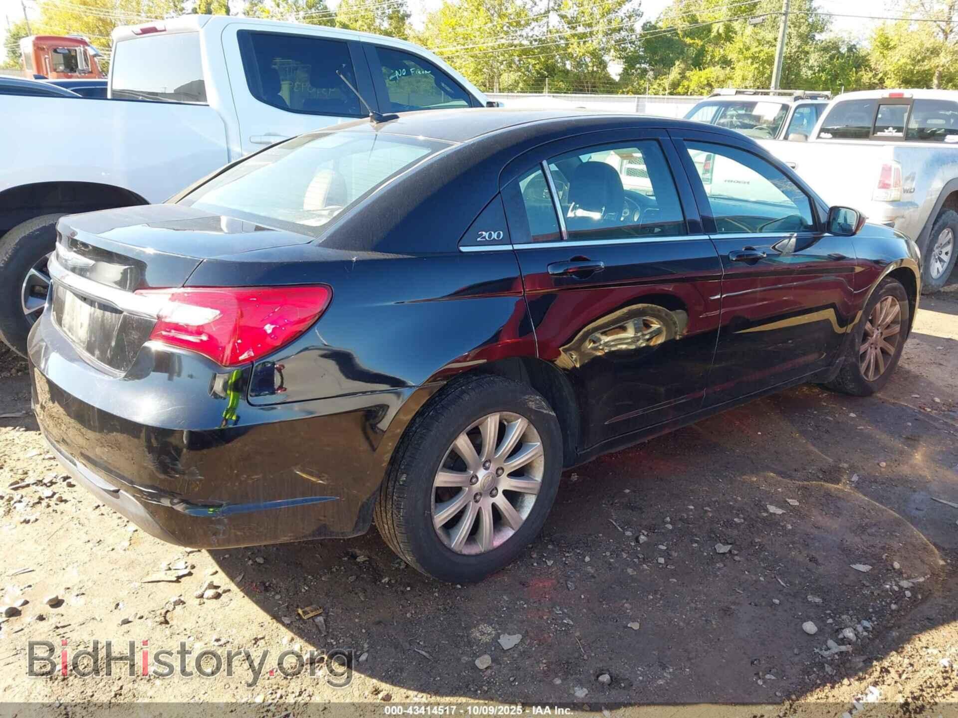 2012 CHRYSLER 200 - VIN: 1C3CCBBG8CN188465 - Фото 4