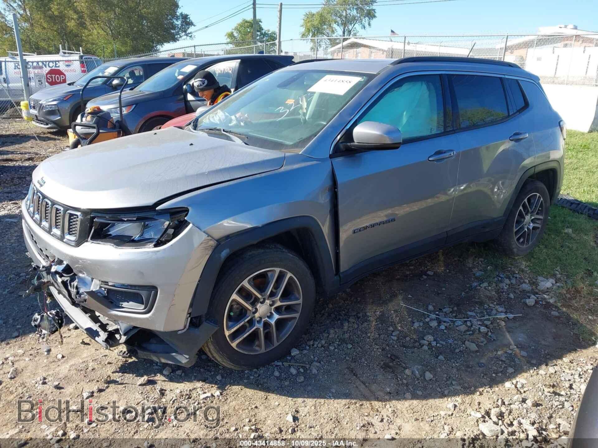 2019 JEEP COMPASS - VIN: 3C4NJCBB3KT743213 - Фото 2