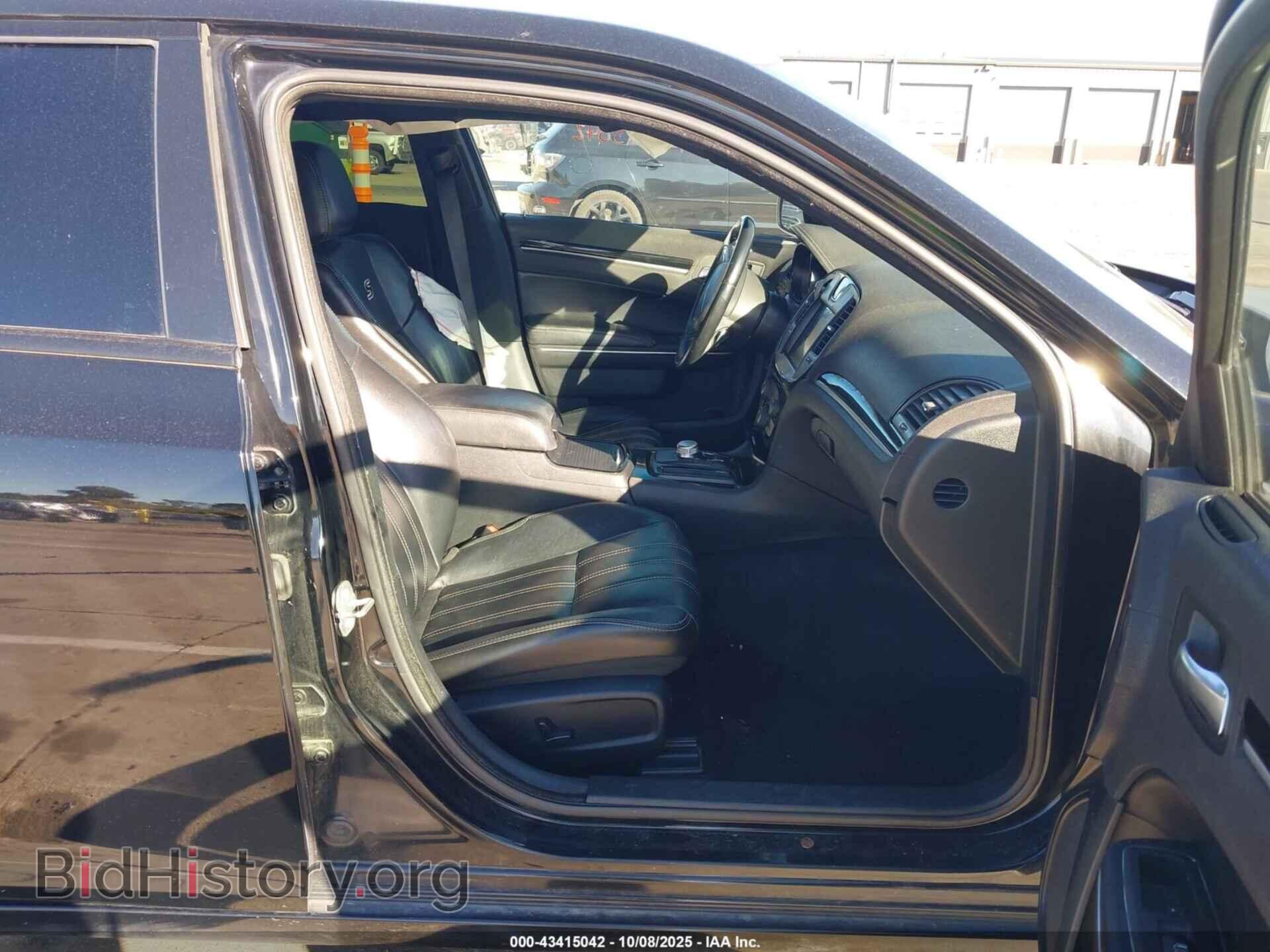 2017 CHRYSLER 300 - VIN: 2C3CCAGG7HH653725 - Photo 5