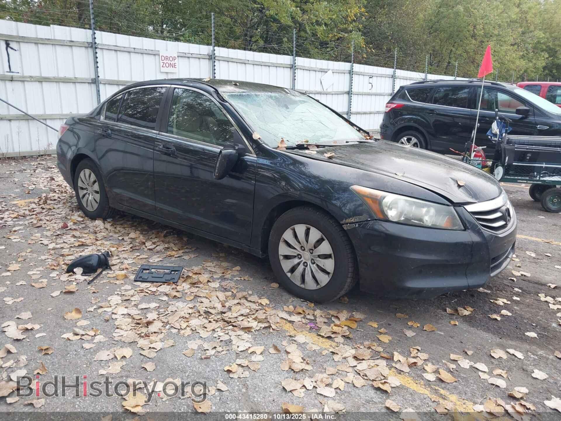 Photo 1HGCP2F33CA168544 - HONDA ACCORD 2012