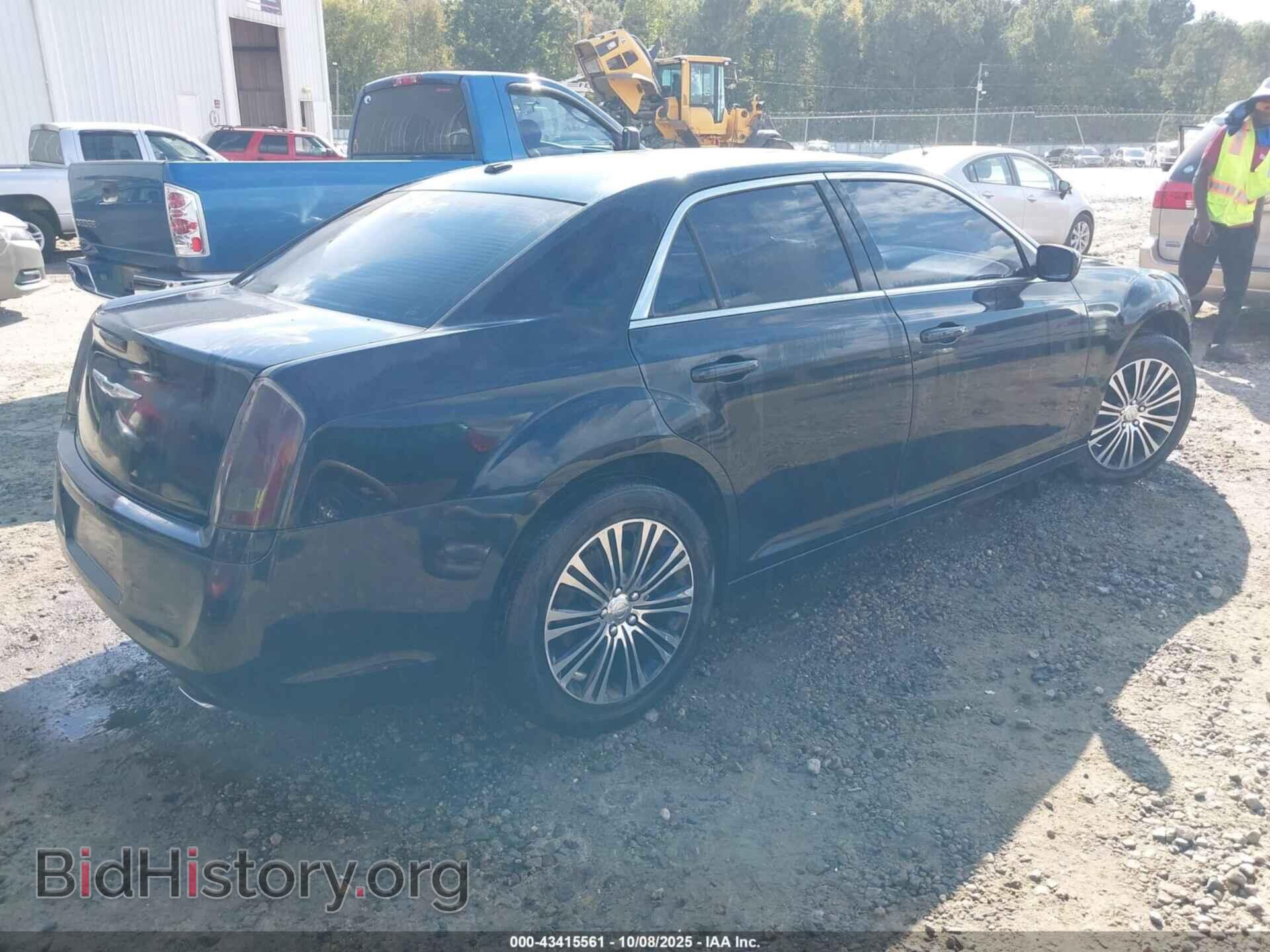 2014 CHRYSLER 300 - VIN: 2C3CCAGGXEH201425 - Фото 4