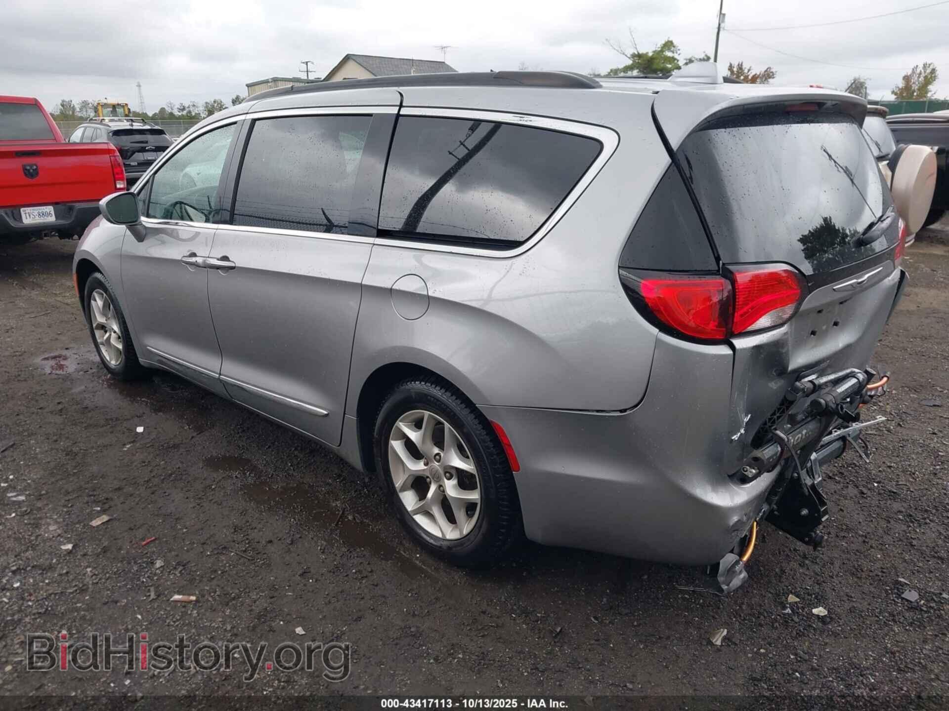 2017 CHRYSLER PACIFICA - VIN: 2C4RC1BG9HR634715 - Фото 3
