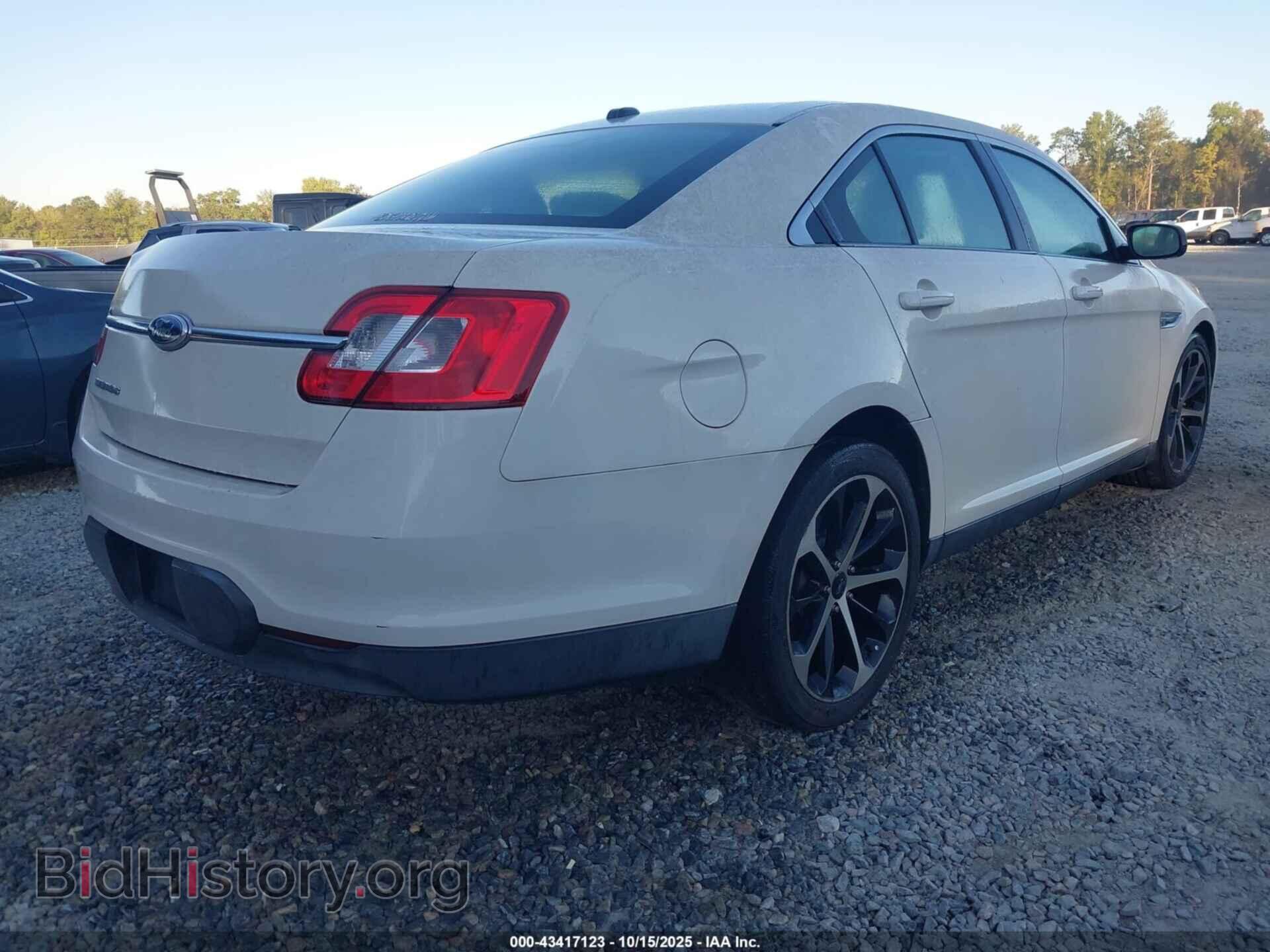 2011 FORD TAURUS - VIN: 1FAHP2DW5BG185543 - Фото 4