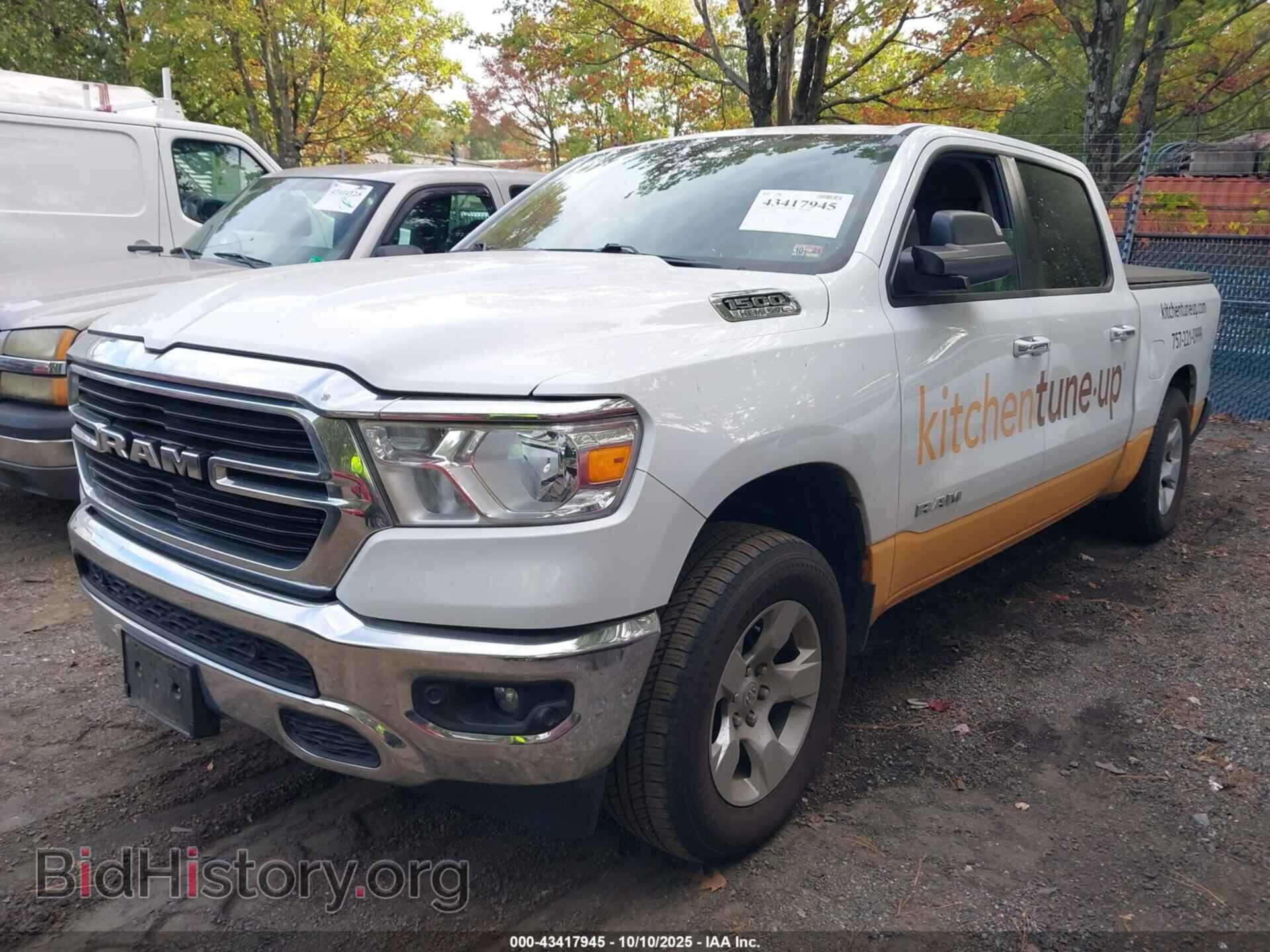 2020 RAM 1500 - VIN: 1C6SRFFT8LN403421 - Фото 2