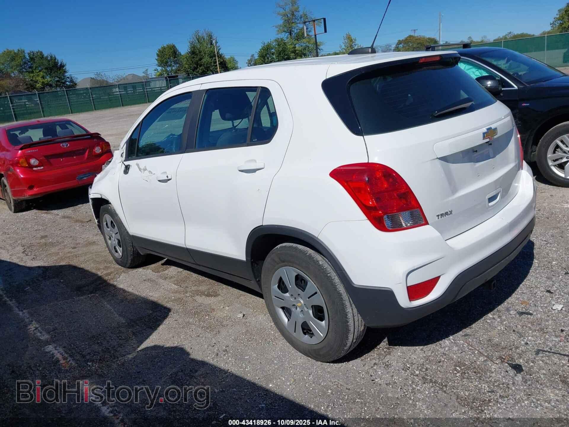 2019 CHEVROLET TRAX - VIN: 3GNCJKSB3KL138567 - Фото 3