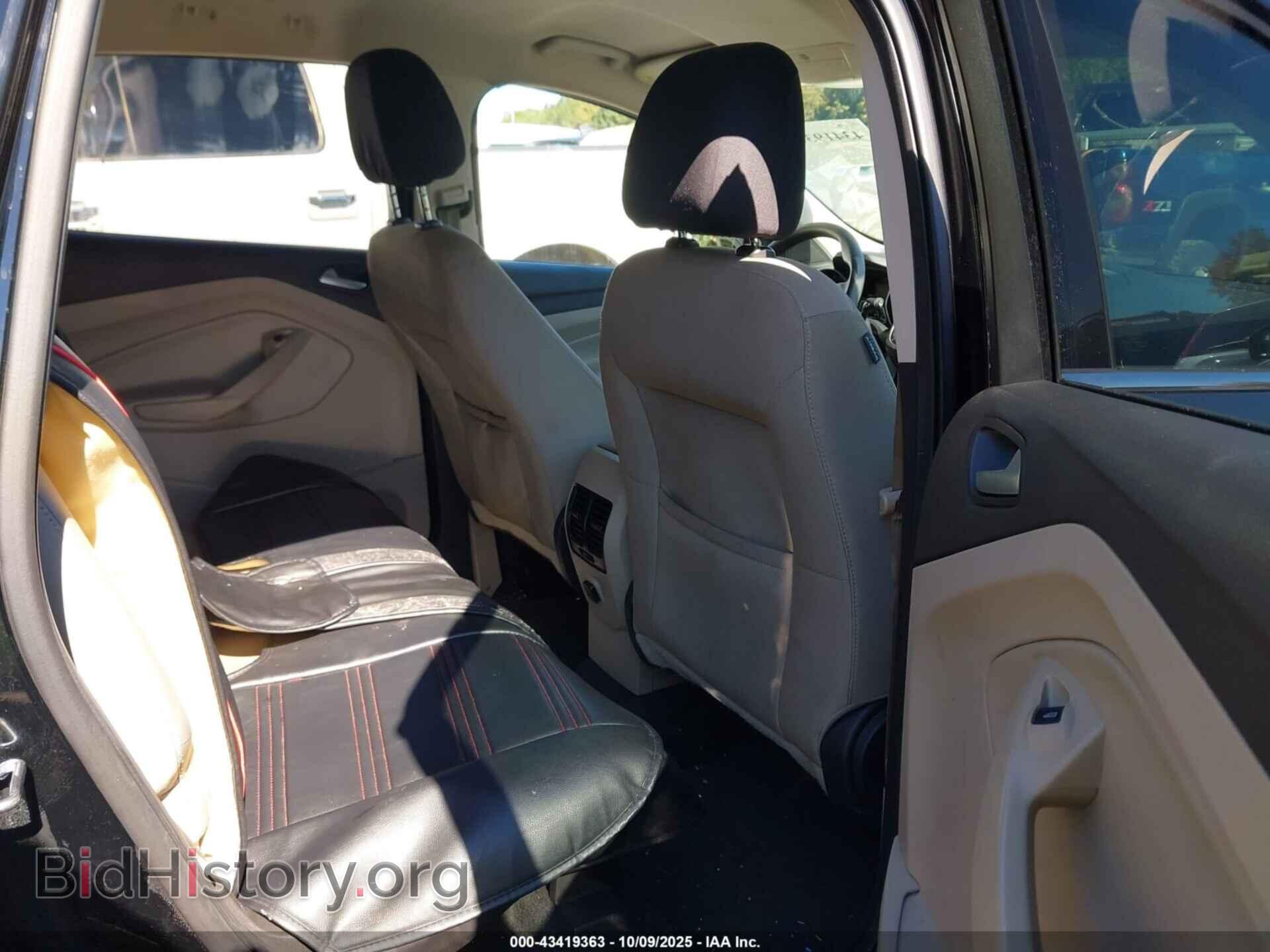 2017 FORD ESCAPE - VIN: 1FMCU9G90HUB30712 - Фото 8