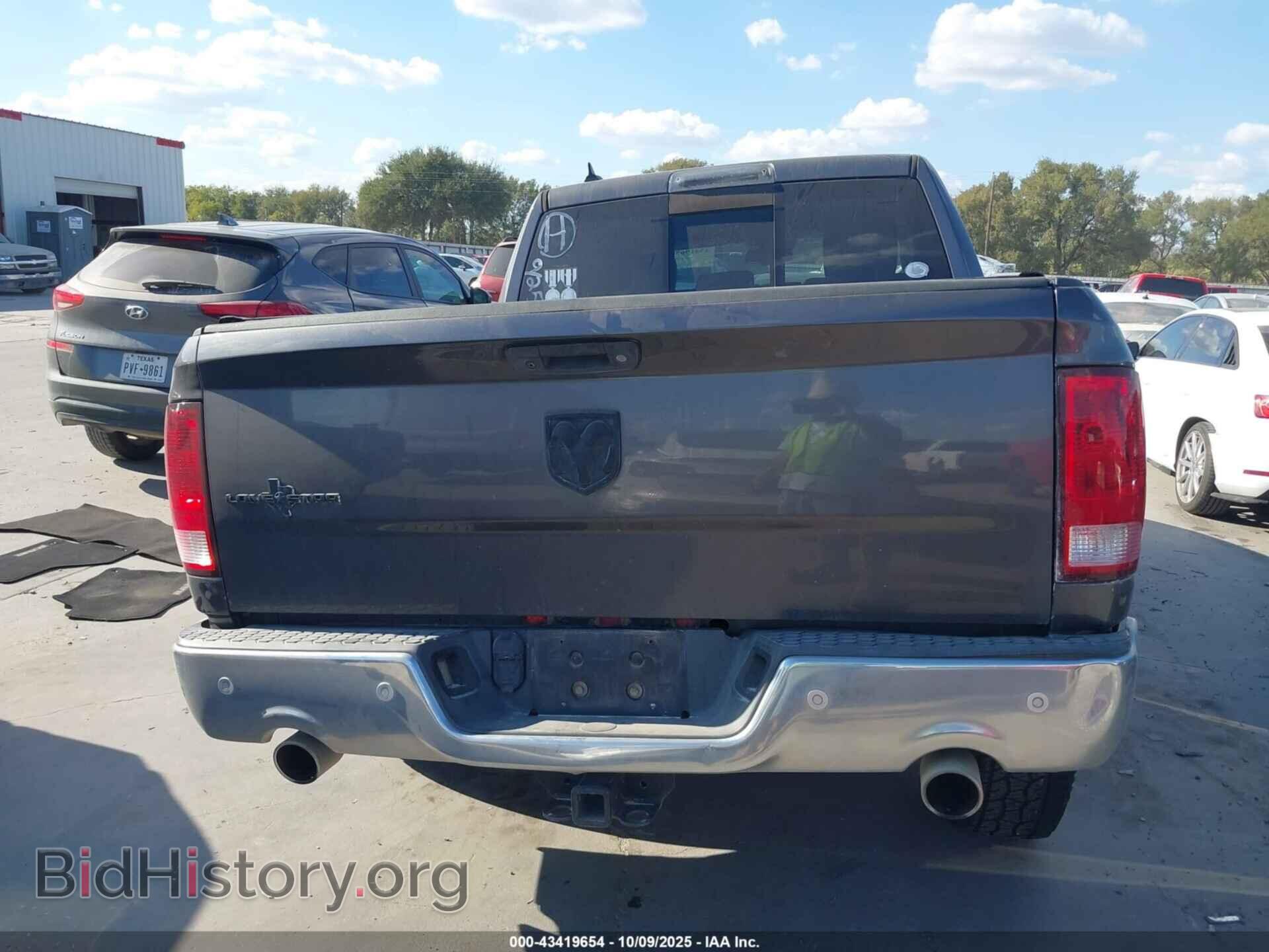 2016 RAM 1500 - VIN: 1C6RR6LT9GS332496 - Фото 16