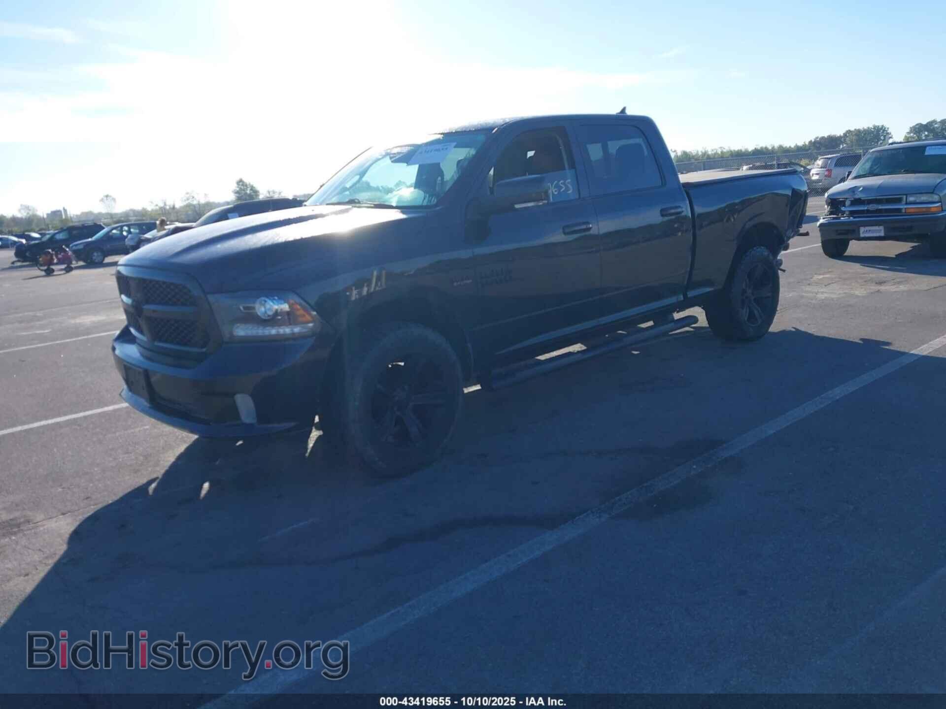 2018 RAM 1500 - VIN: 1C6RR7UT2JS196692 - Фото 2