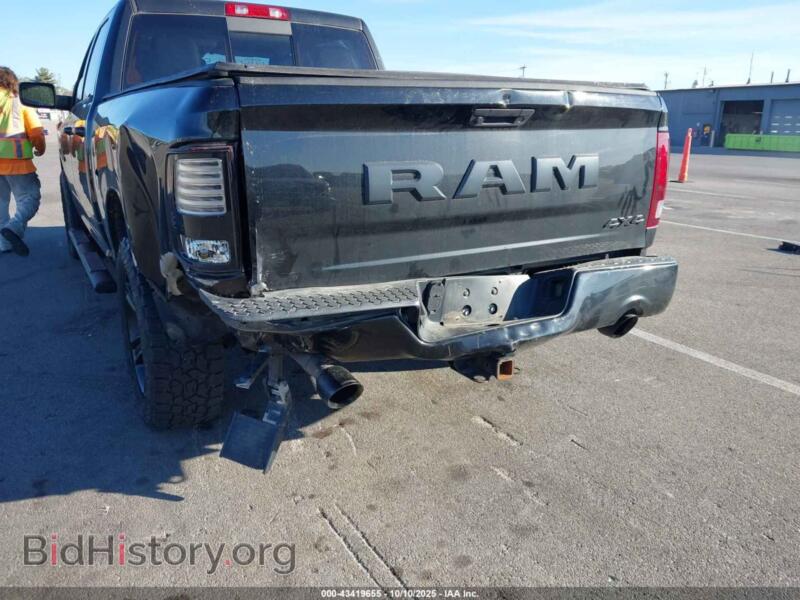 2018 RAM 1500 (VIN 1C6RR7UT2JS196692) — фото 6 из 16