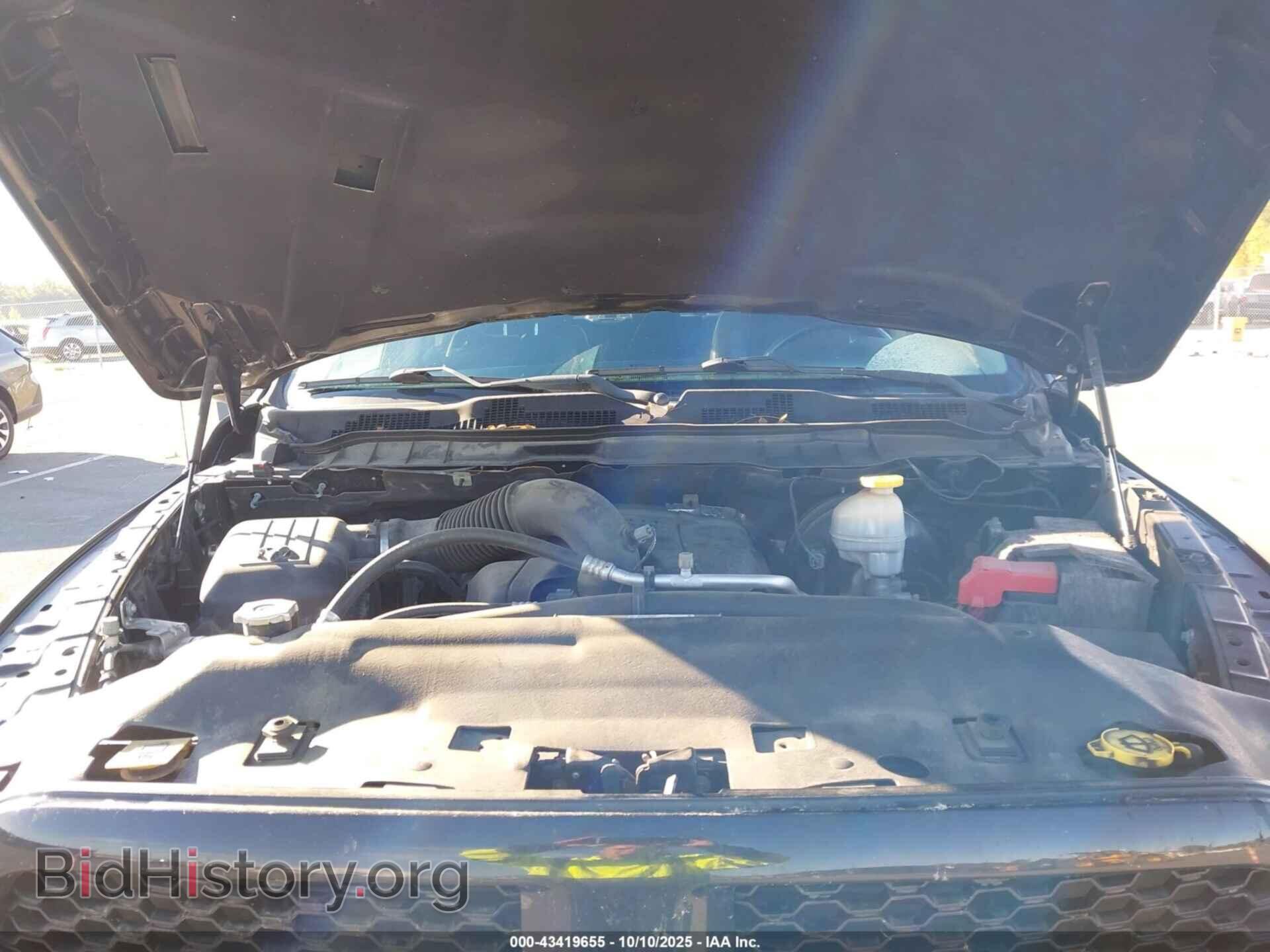 2018 RAM 1500 - VIN: 1C6RR7UT2JS196692 - Фото 10