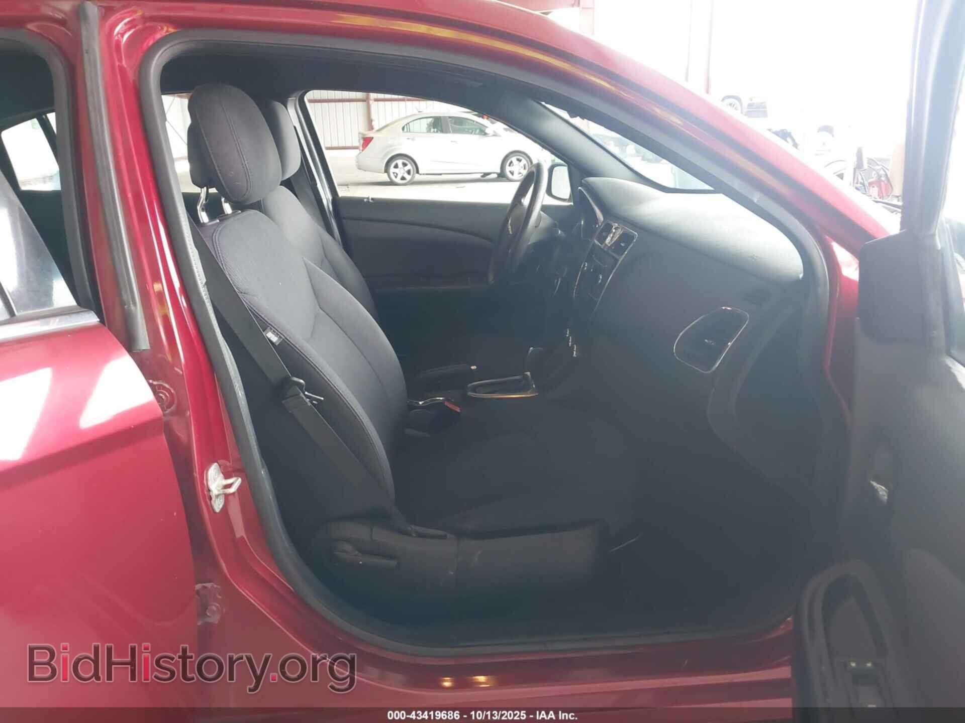 2013 CHRYSLER 200 - VIN: 1C3CCBAB7DN715158 - Фото 5