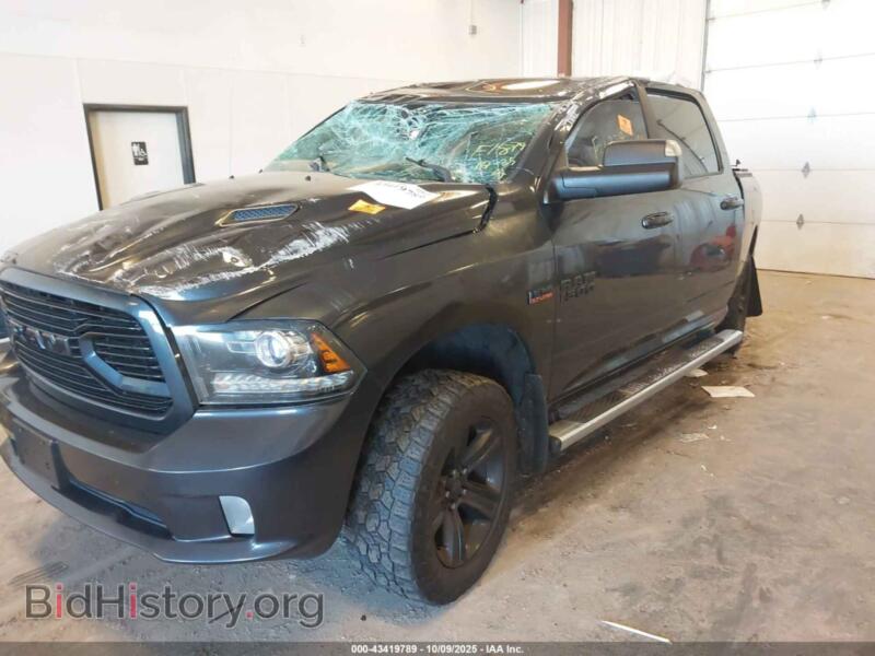 2018 RAM 1500 (VIN 1C6RR7UT2JS169993) — фото 2 из 15