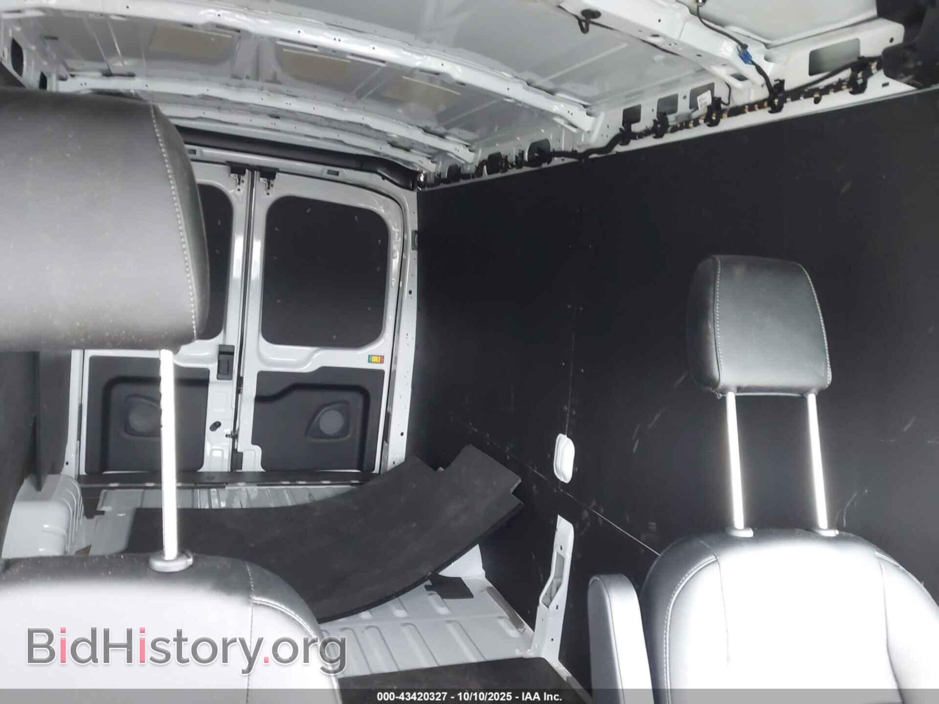 2024 FORD TRANSIT-250 - VIN: 1FTBR1C8XRKB73046 - Фото 8