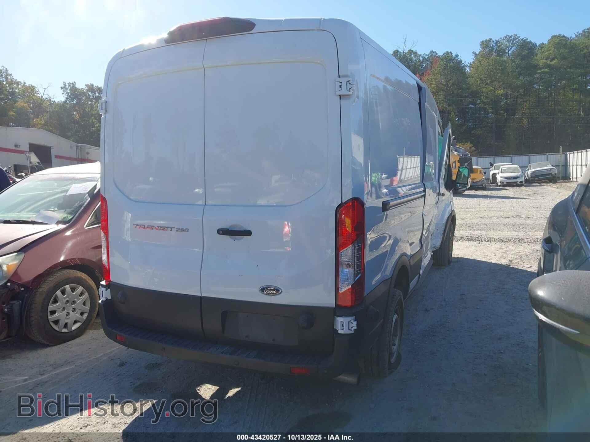 2023 FORD TRANSIT-250 - VIN: 1FTBR1C85PKB69211 - Фото 4