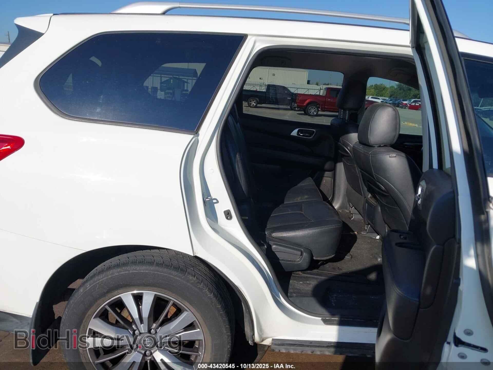 2017 NISSAN PATHFINDER - VIN: 5N1DR2MN8HC673357 - Фото 8