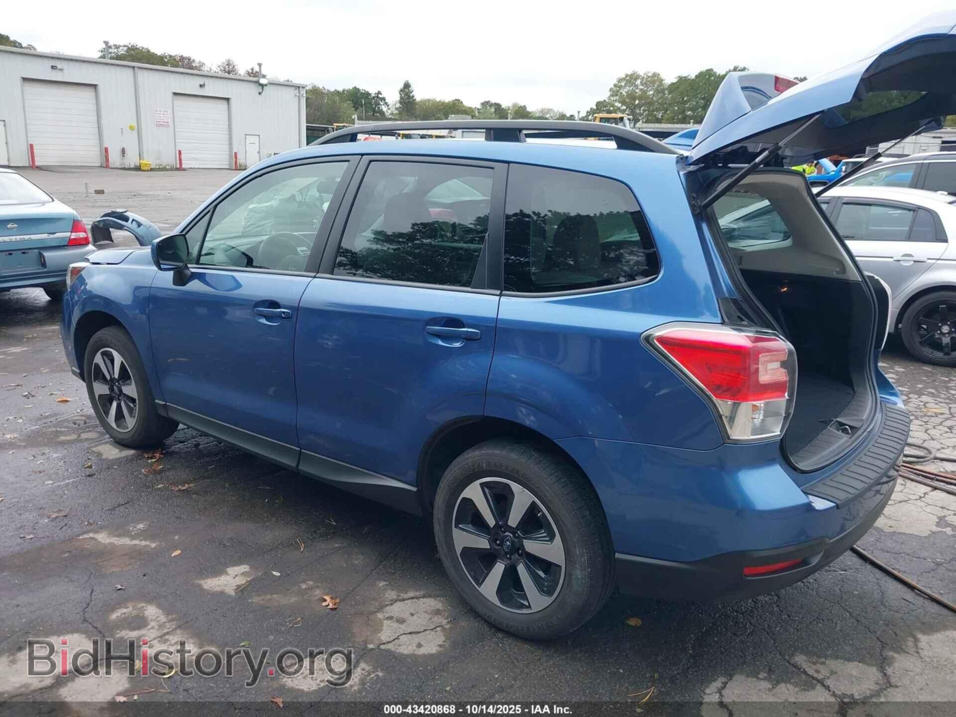 2018 SUBARU FORESTER - VIN: JF2SJAEC6JH426553 - Фото 3