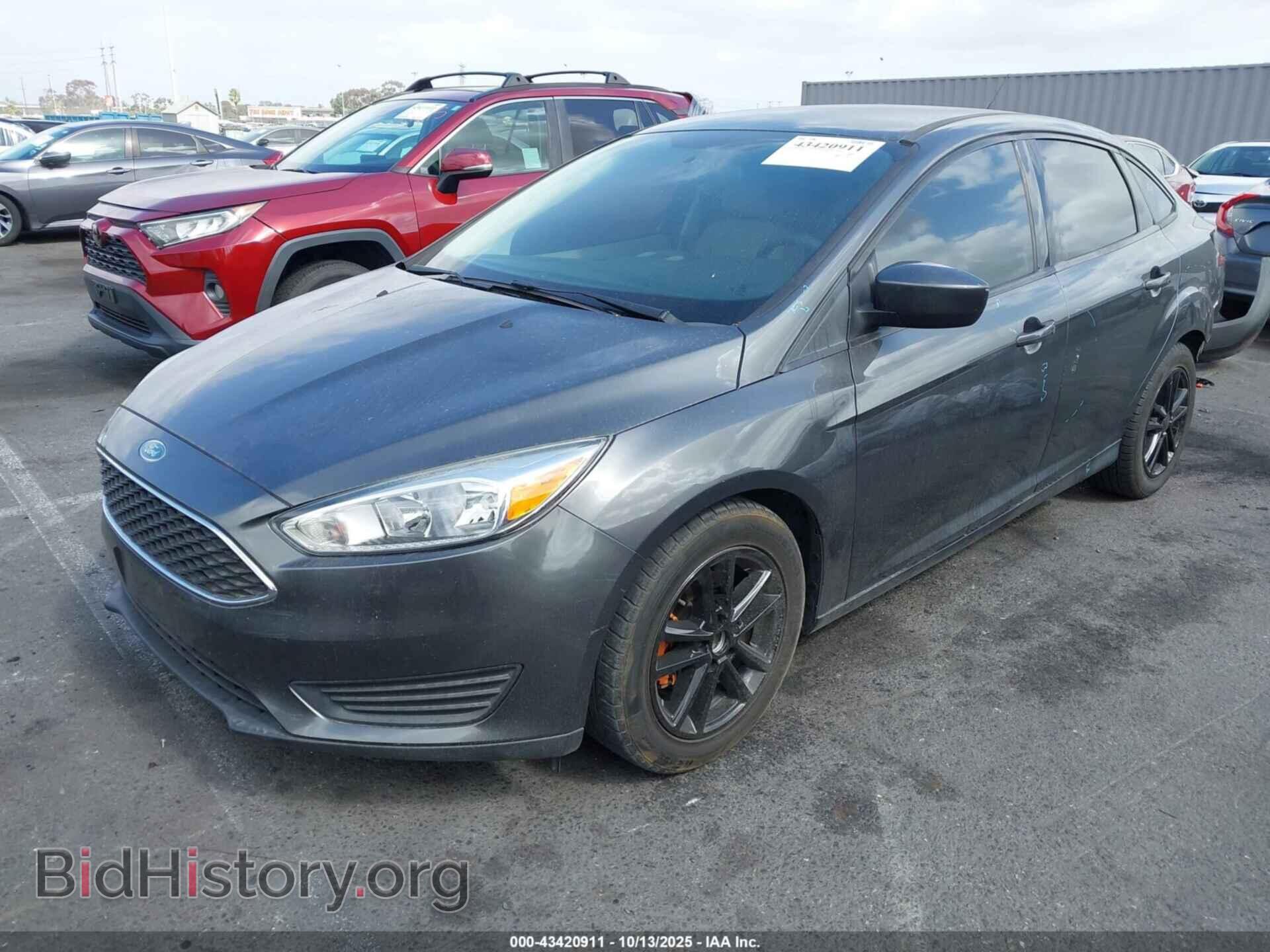 2018 FORD FOCUS - VIN: 1FADP3FEXJL205607 - Photo 2