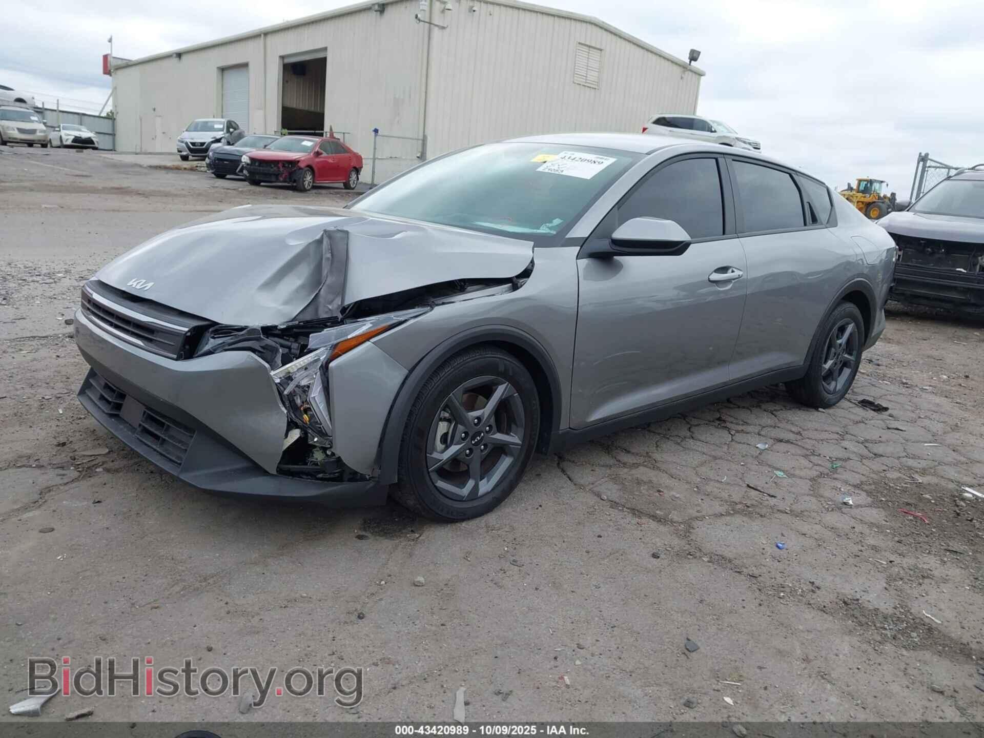 2025 KIA K4 - VIN: 3KPFT4DE7SE011232 - Фото 2