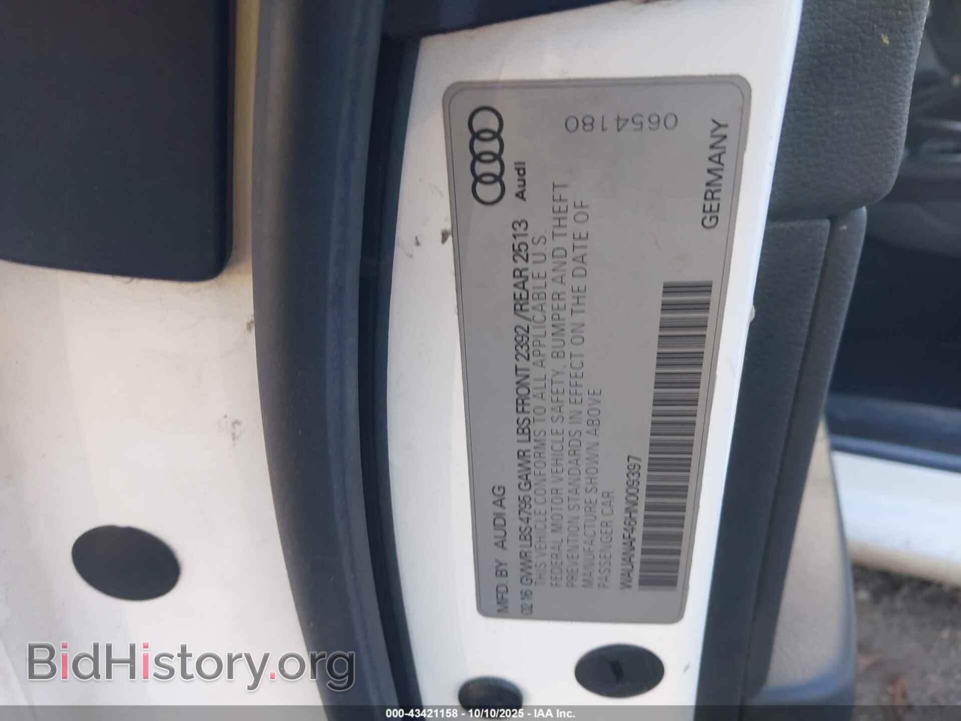 2017 AUDI A4 - VIN: WAUANAF46HN009397 - Фото 9