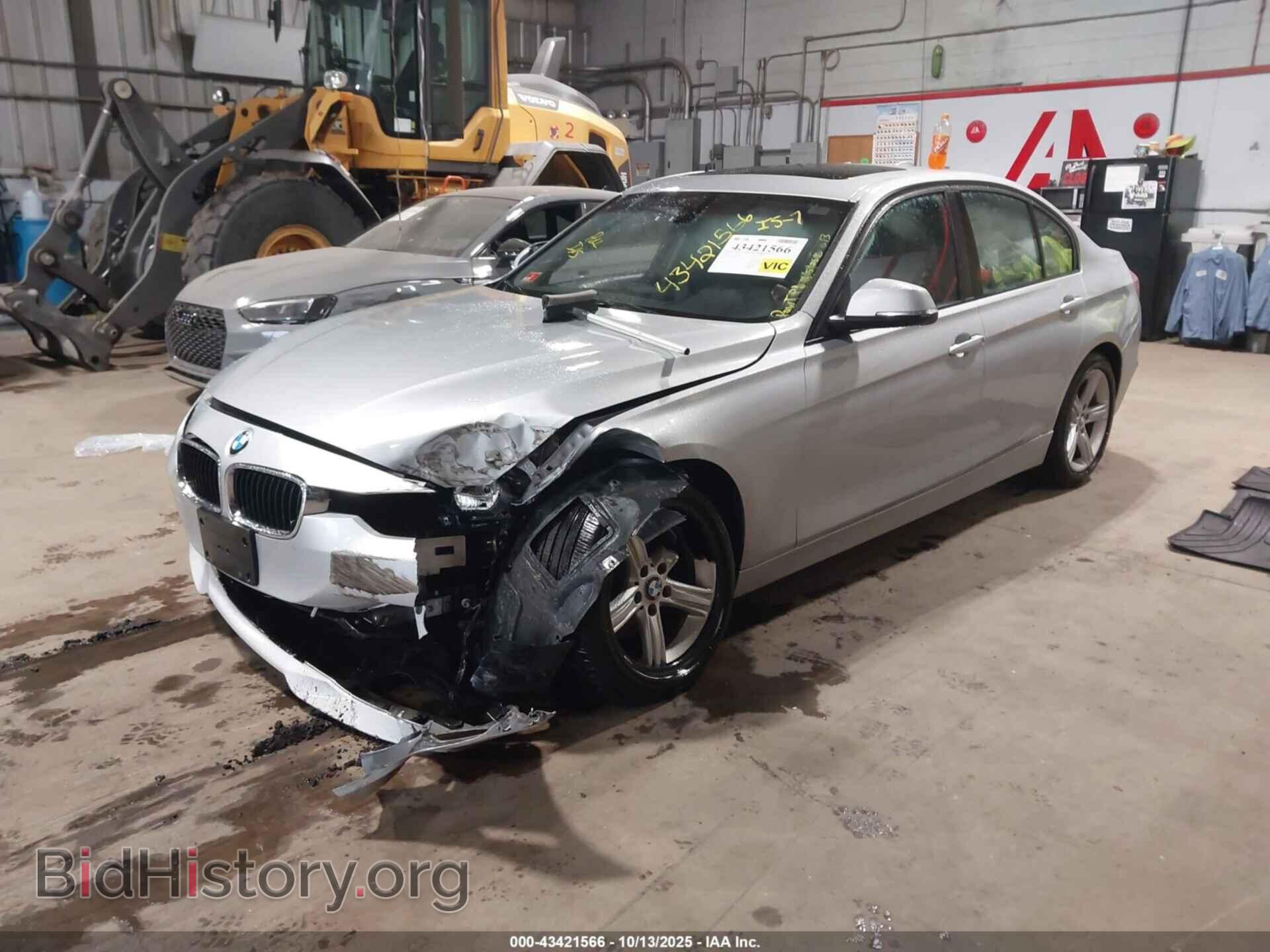 2014 BMW 320I - VIN: WBA3C3G56ENS70865 - Фото 2