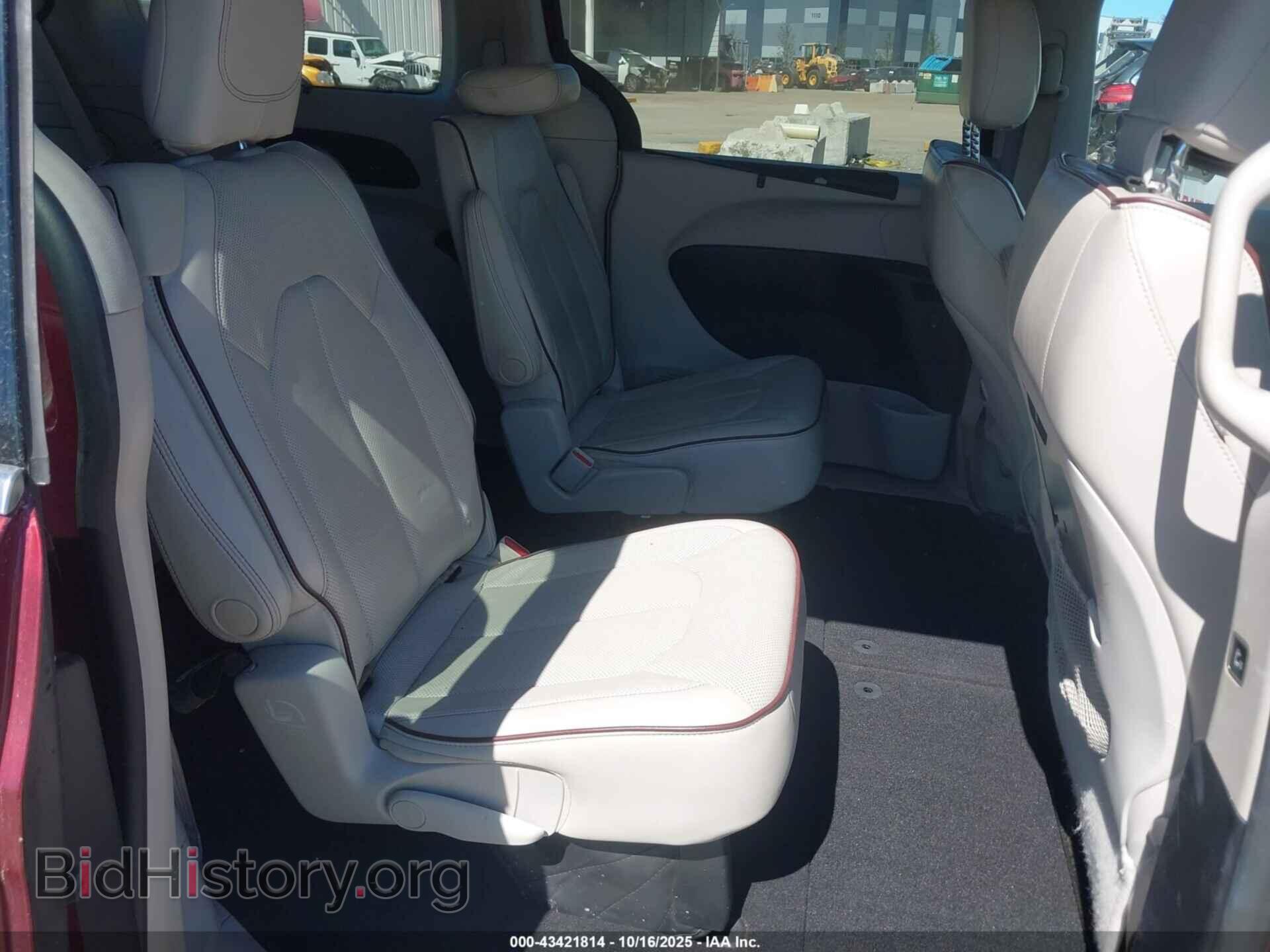 2017 CHRYSLER PACIFICA - VIN: 2C4RC1GG2HR656760 - Фото 8