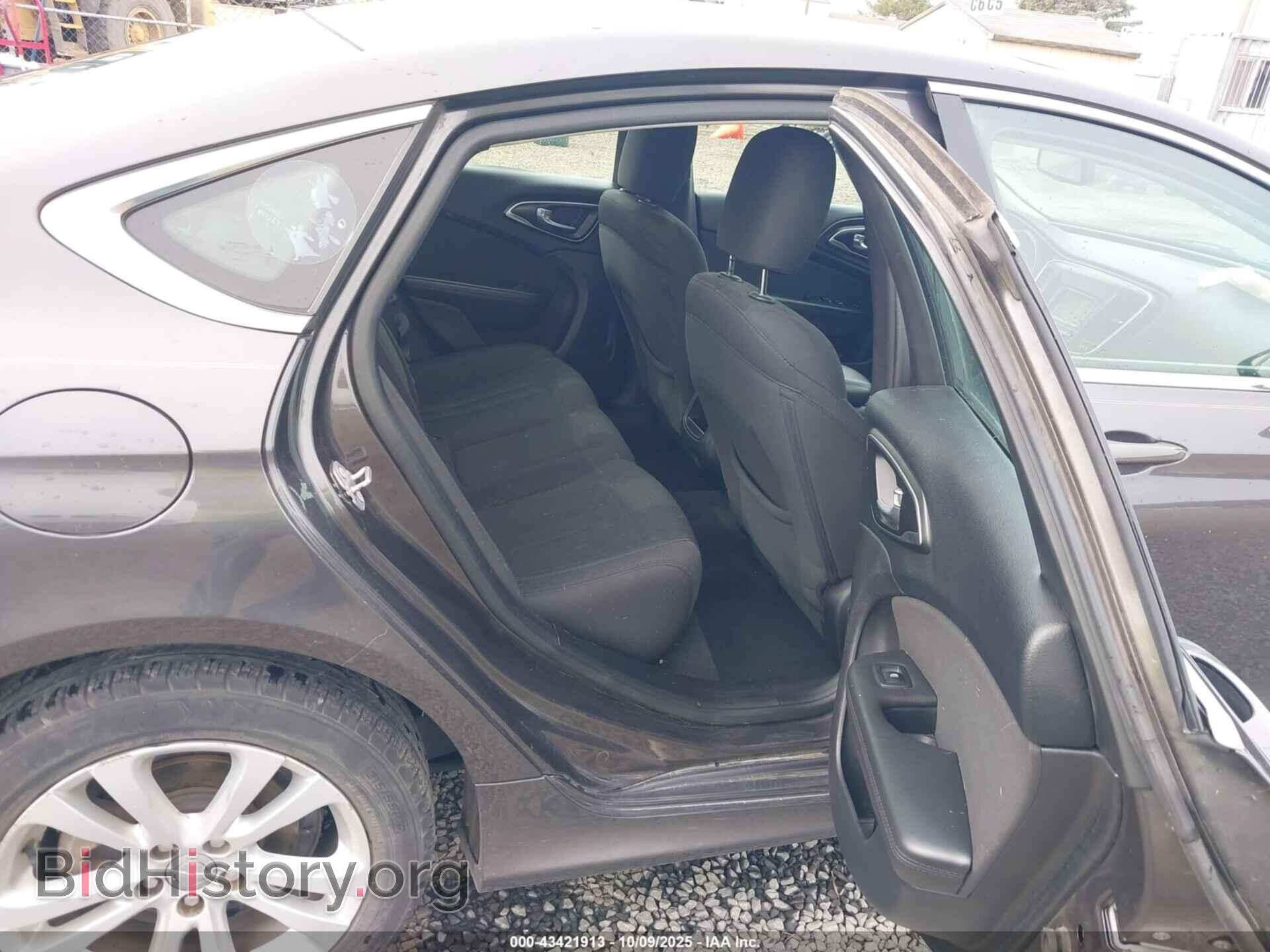 2016 CHRYSLER 200 - VIN: 1C3CCCAB4GN123713 - Фото 8