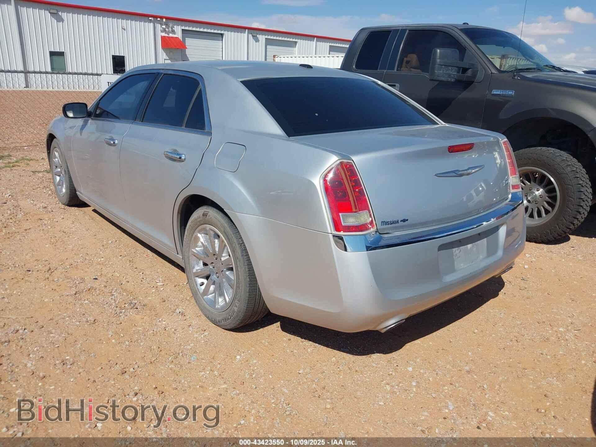 2012 CHRYSLER 300 - VIN: 2C3CCACG1CH309578 - Фото 3